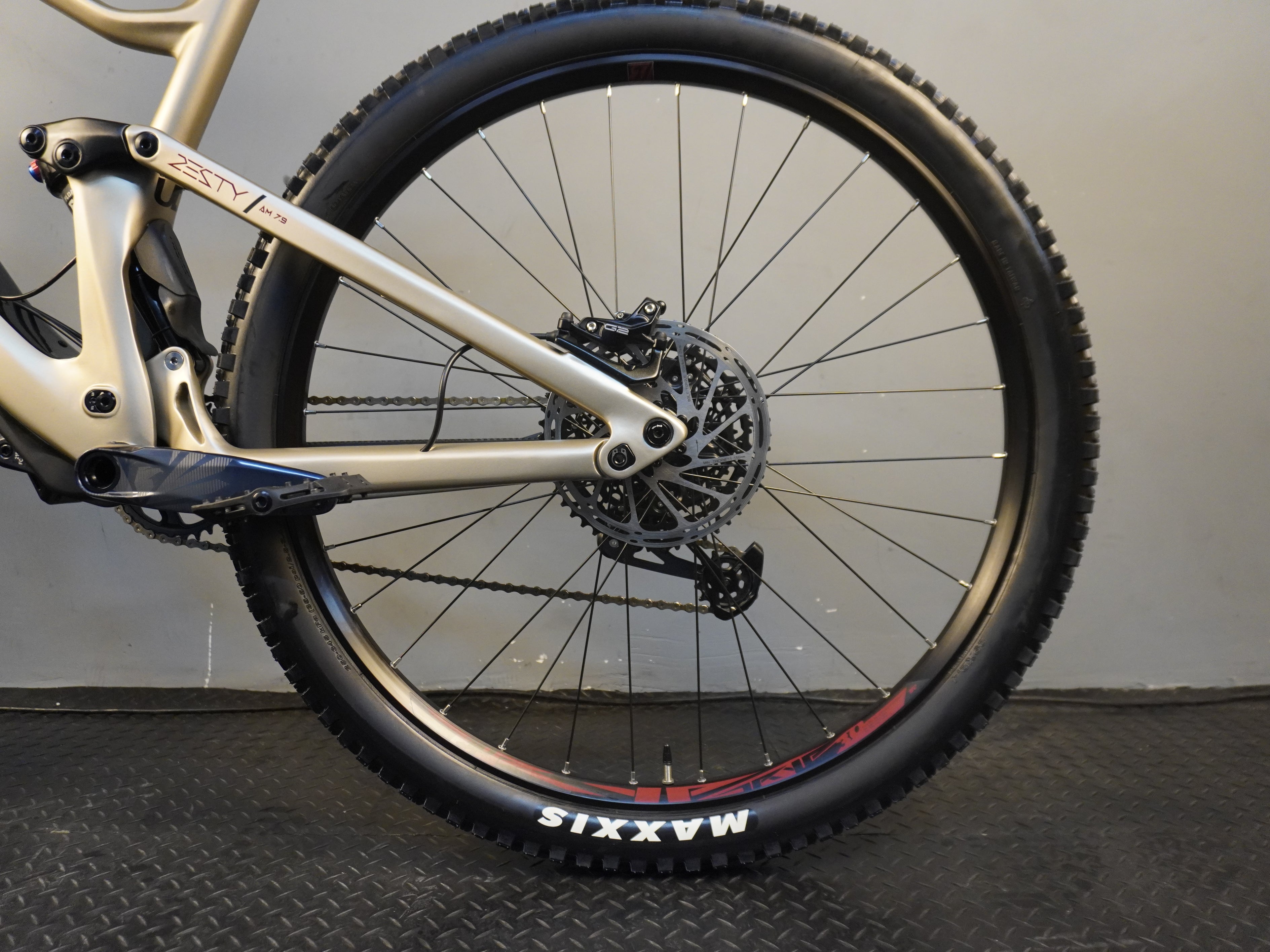 Lapierre Zesty AM CF 7.9 Mountain Bike