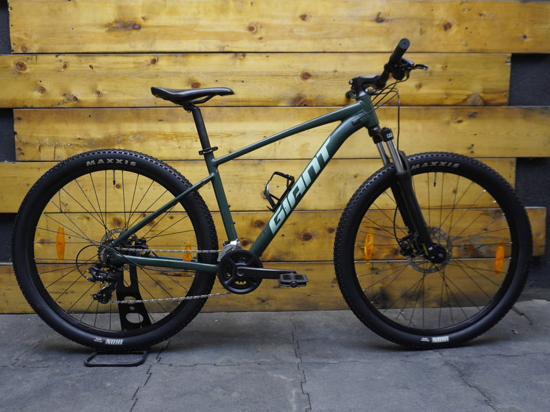 Giant Talon Mountain Bike
