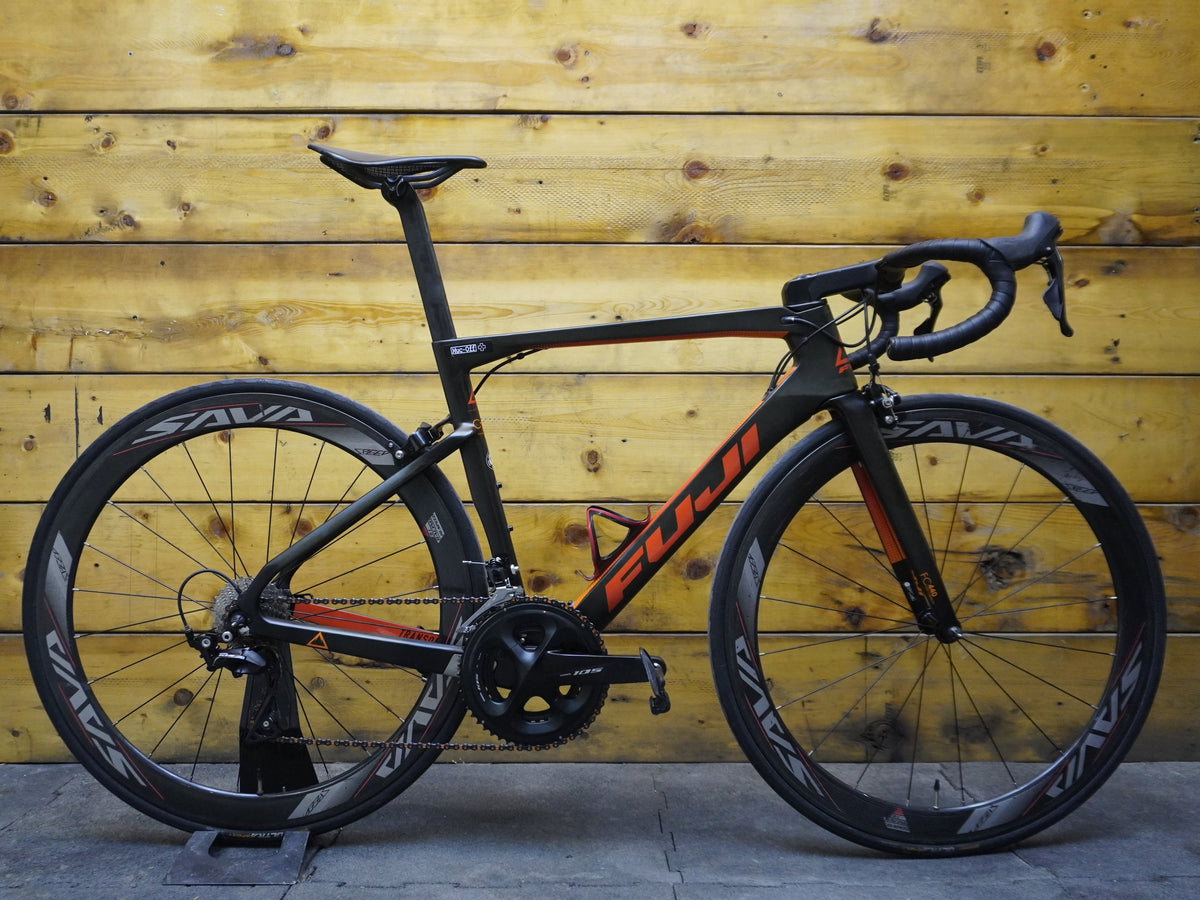 RENT Fuji Transonic 2.1 Road Bike