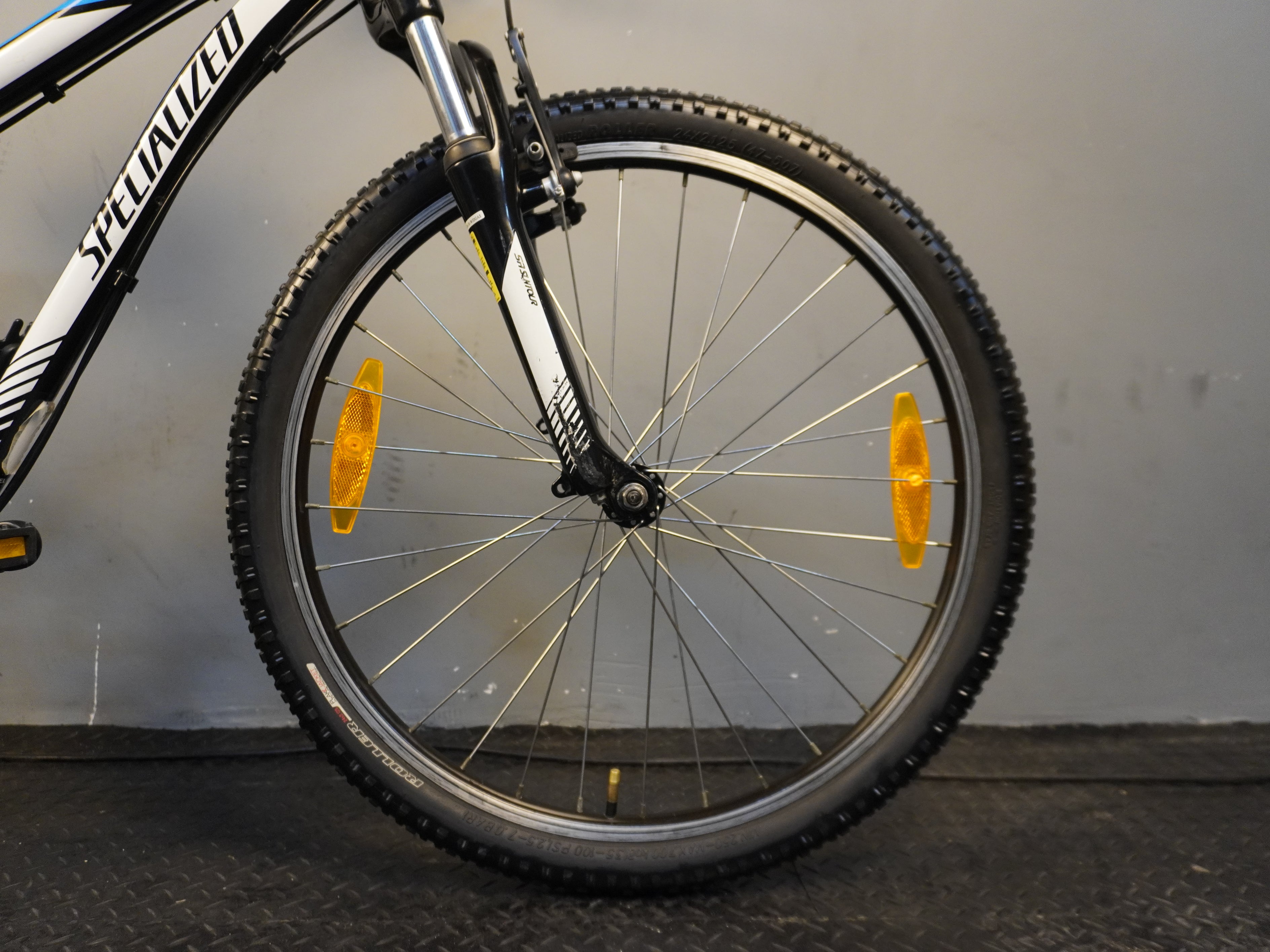Specialized Hotrock Kids Bike