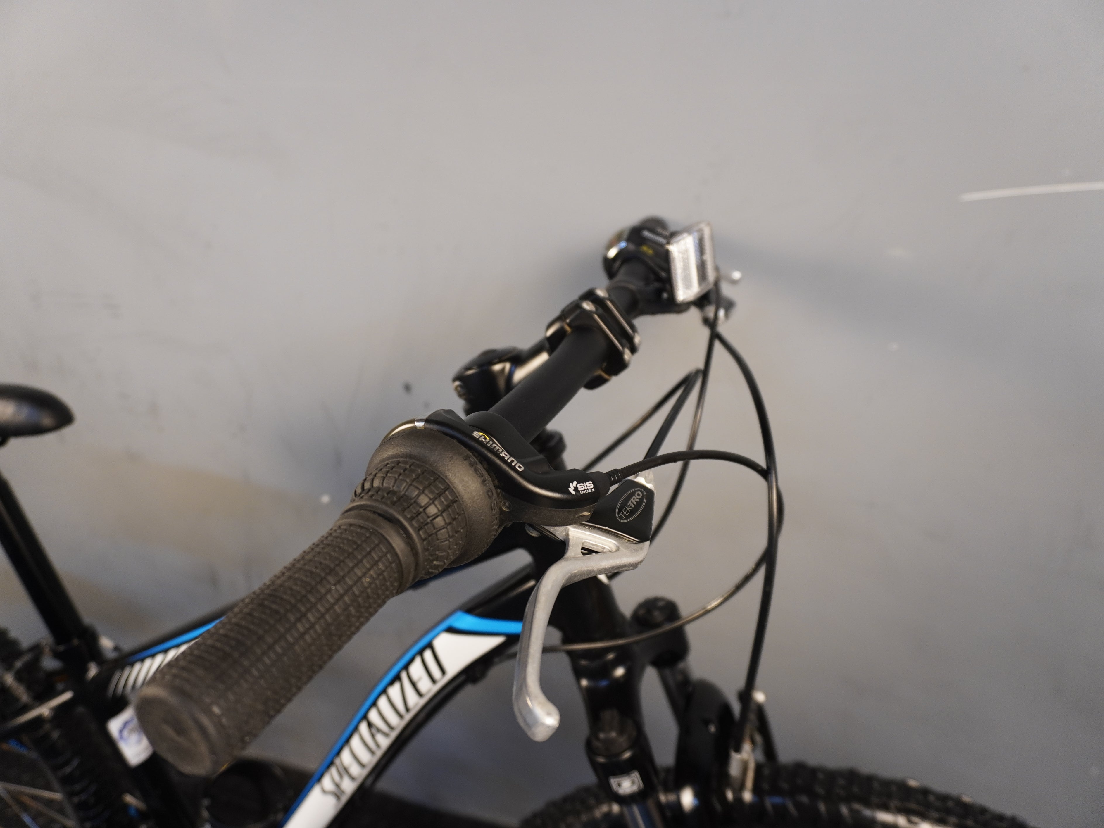 Specialized Hotrock Kids Bike