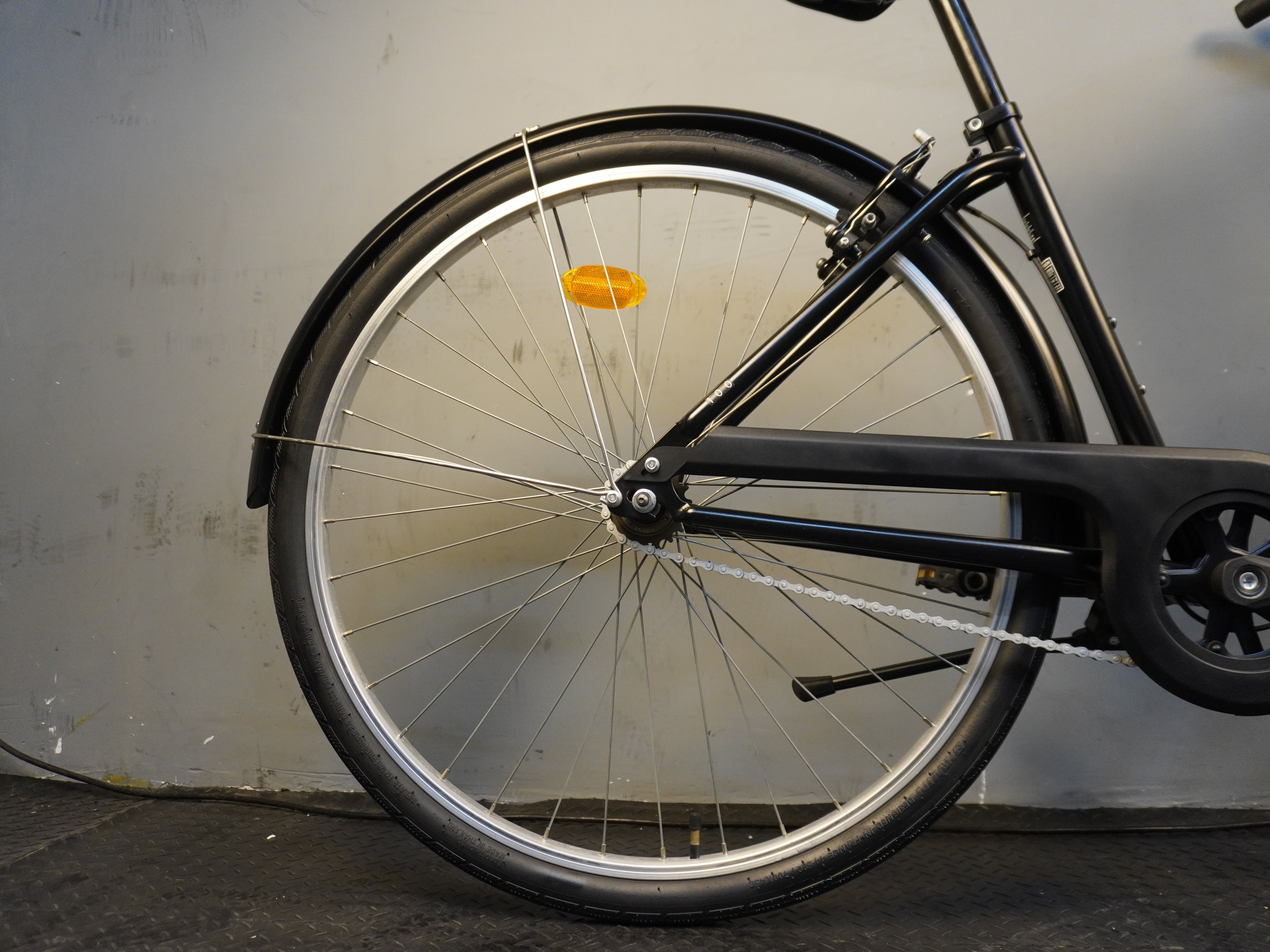 B'twin Elops 100 Cruiser Bike