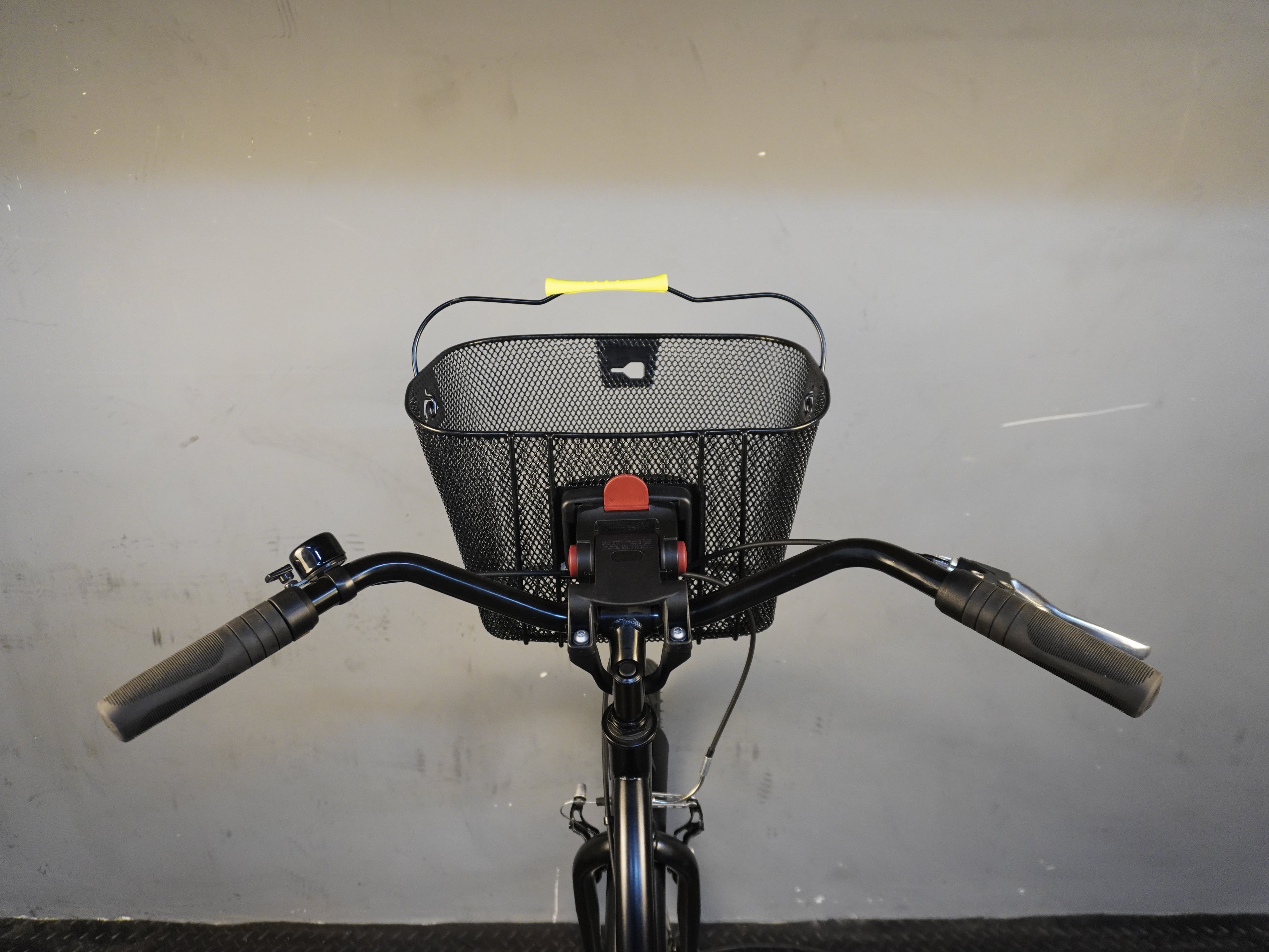 B'twin Elops 100 Cruiser Bike