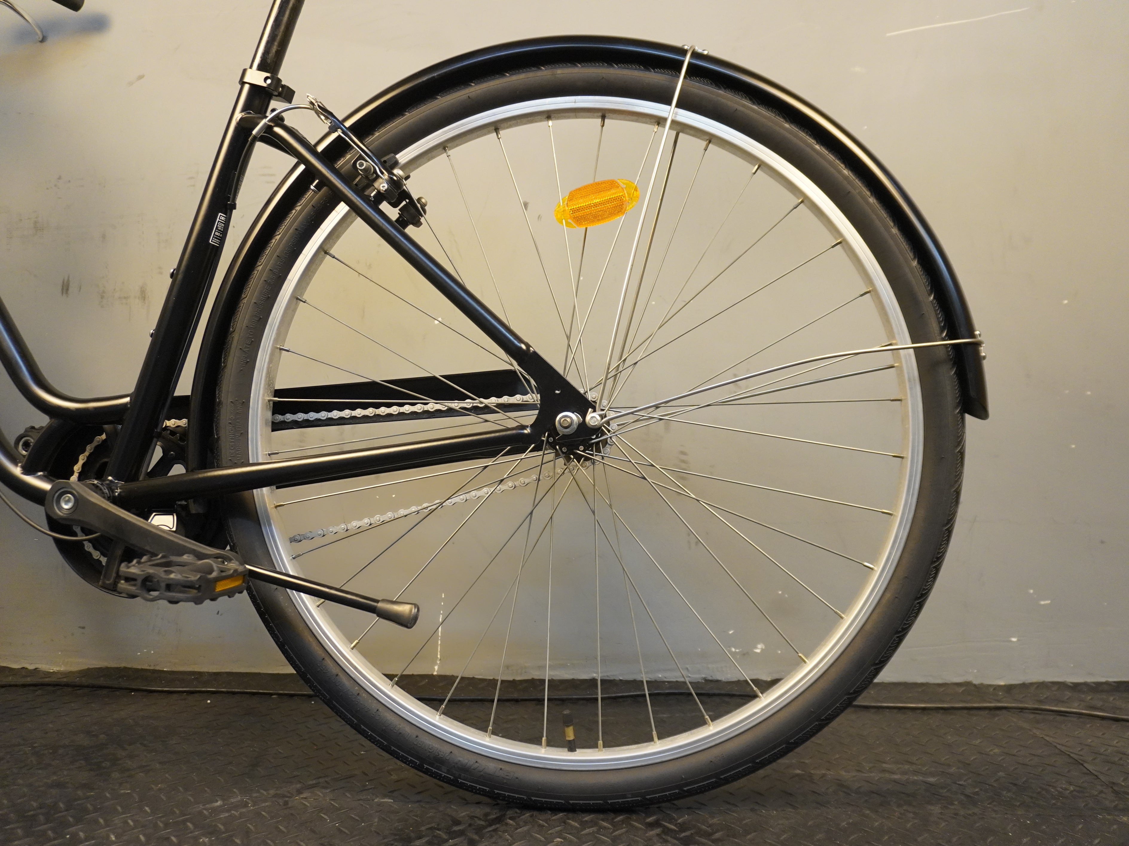 B'twin Elops 100 Cruiser Bike