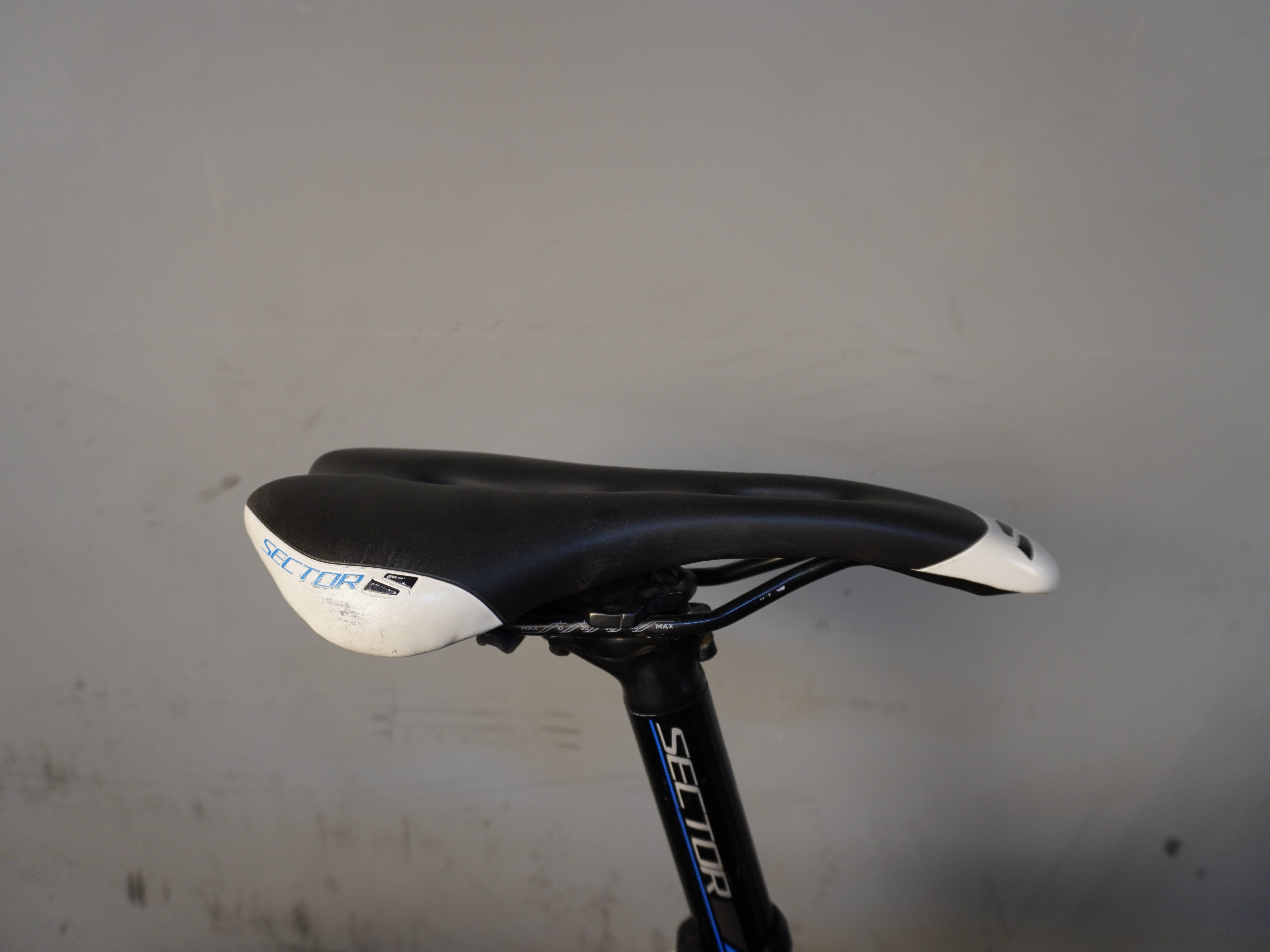 Silverback Strela 3 Road Bike