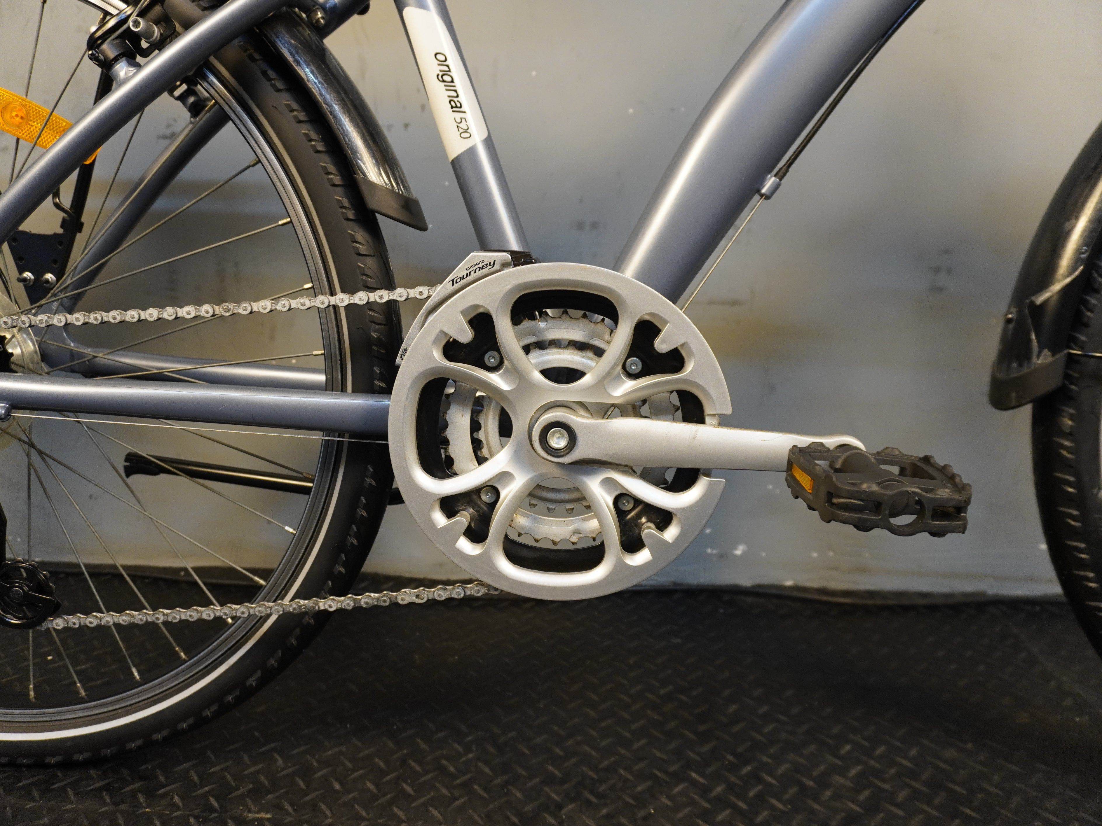 RENT B'twin Original 520 Mountain Bike