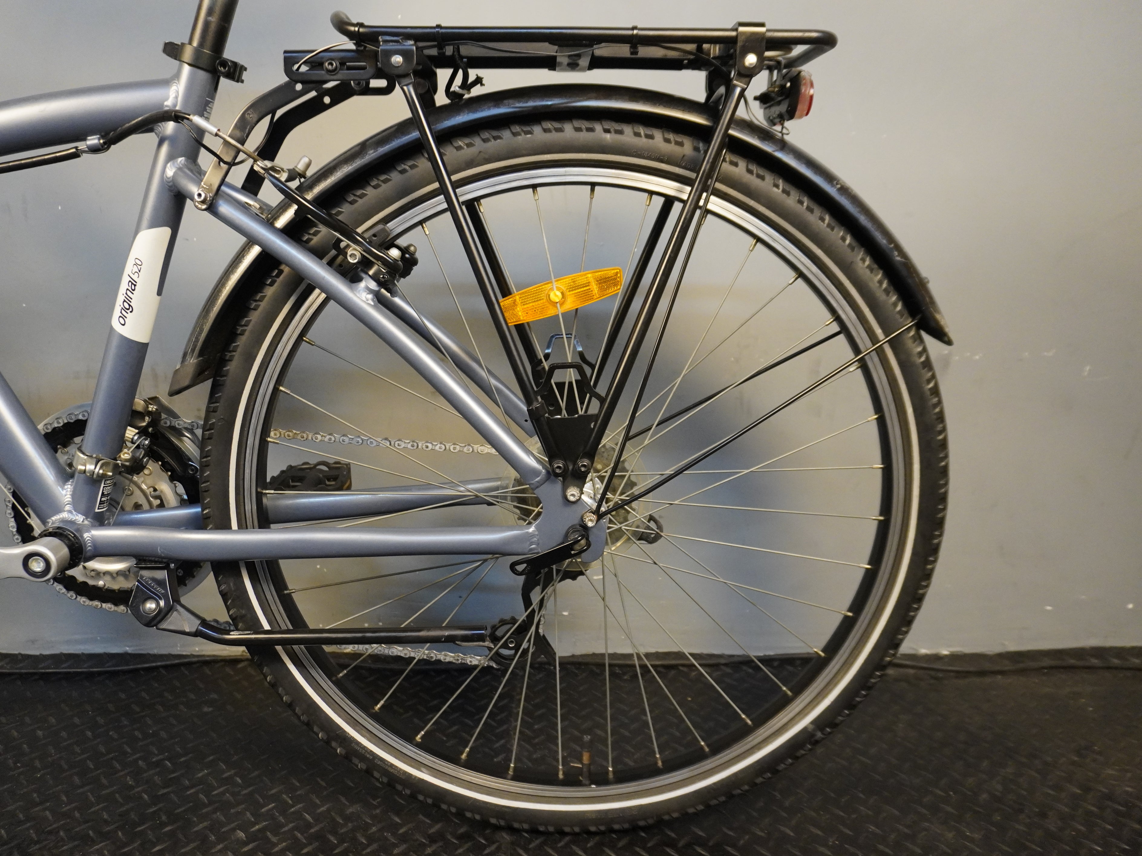 RENT B'twin Original 520 Mountain Bike