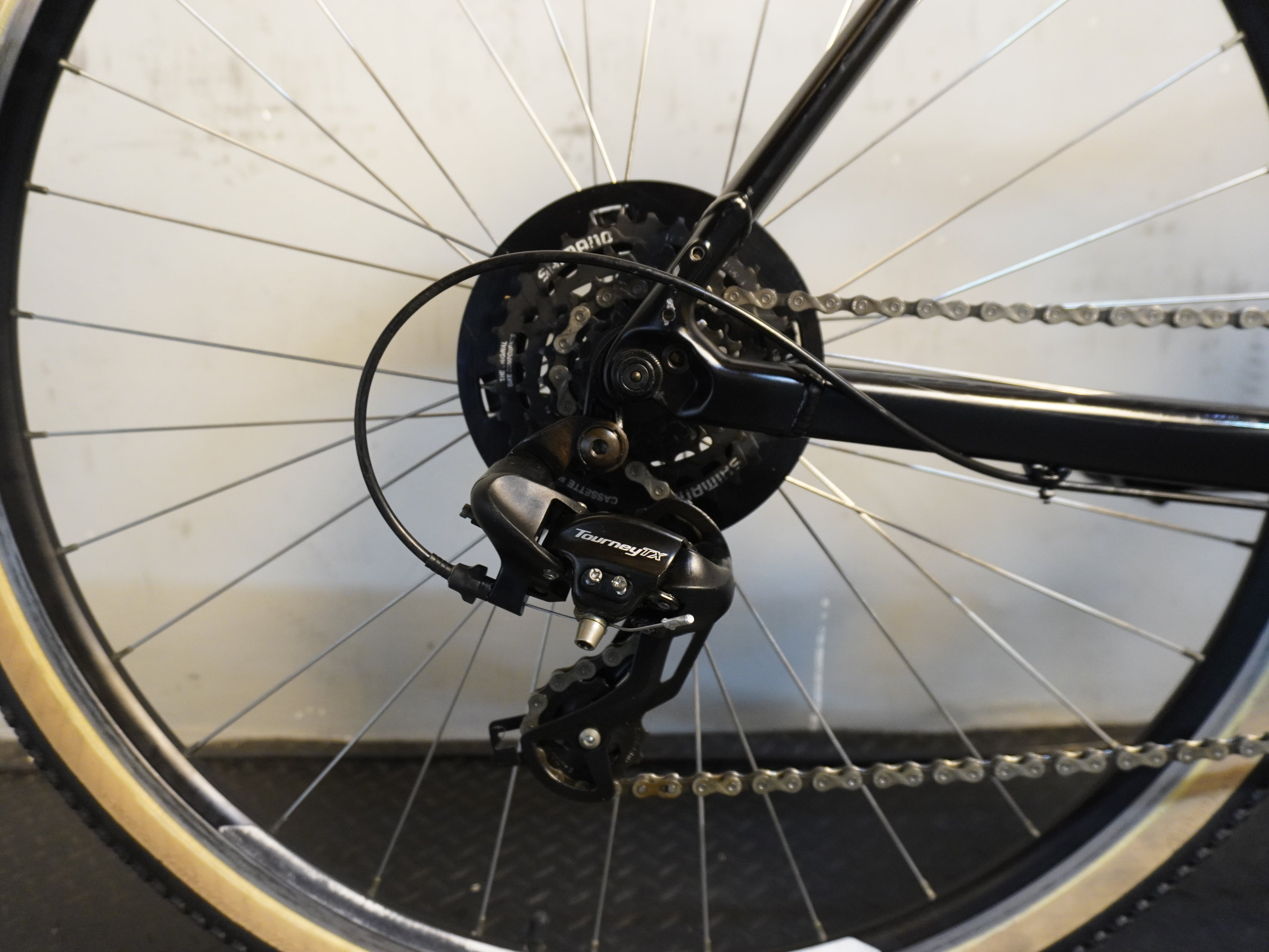 RENT Specialized Sirrus Hybrid Bike