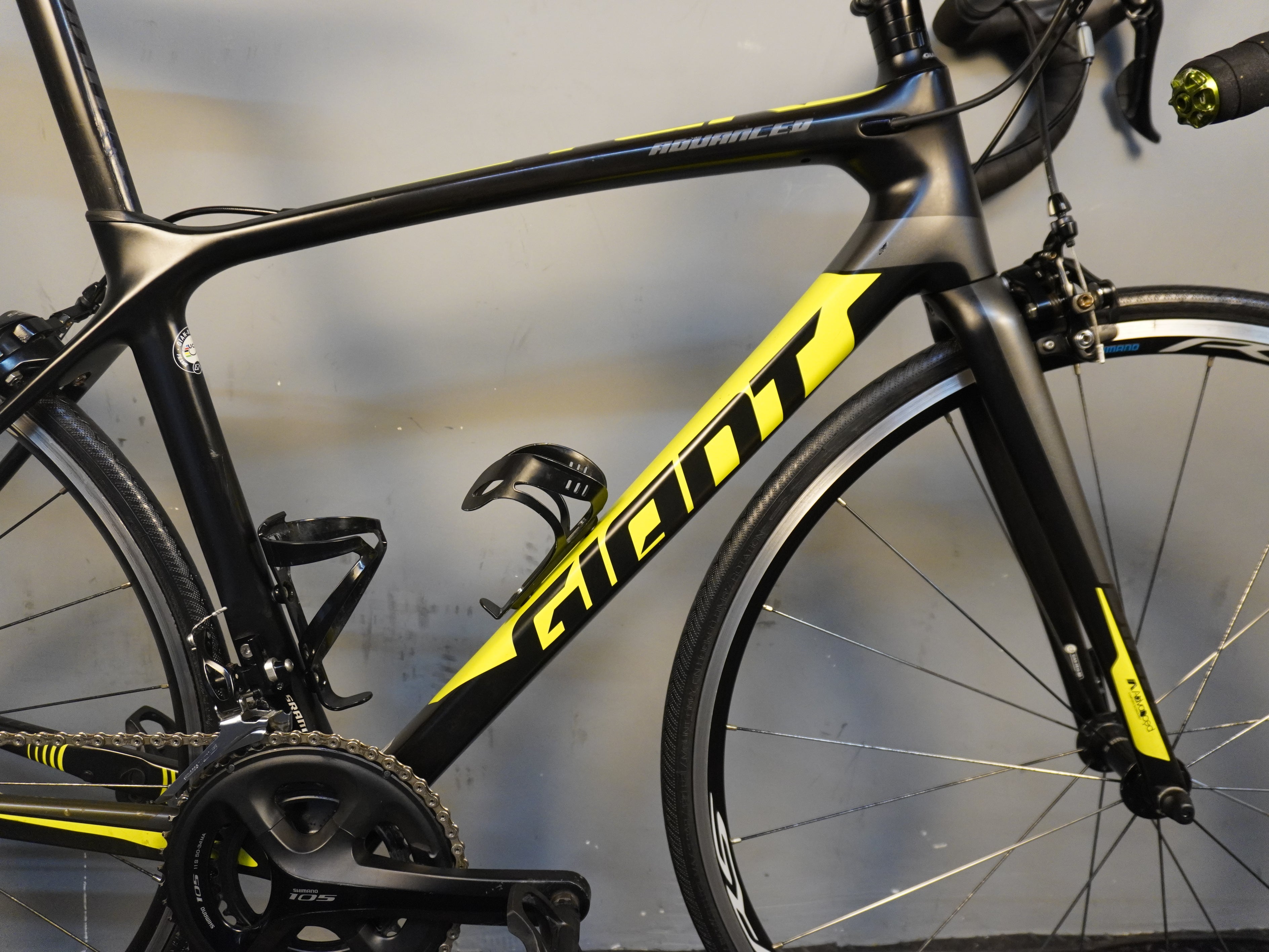 Giant TCR Advanced 2 Road Bike
