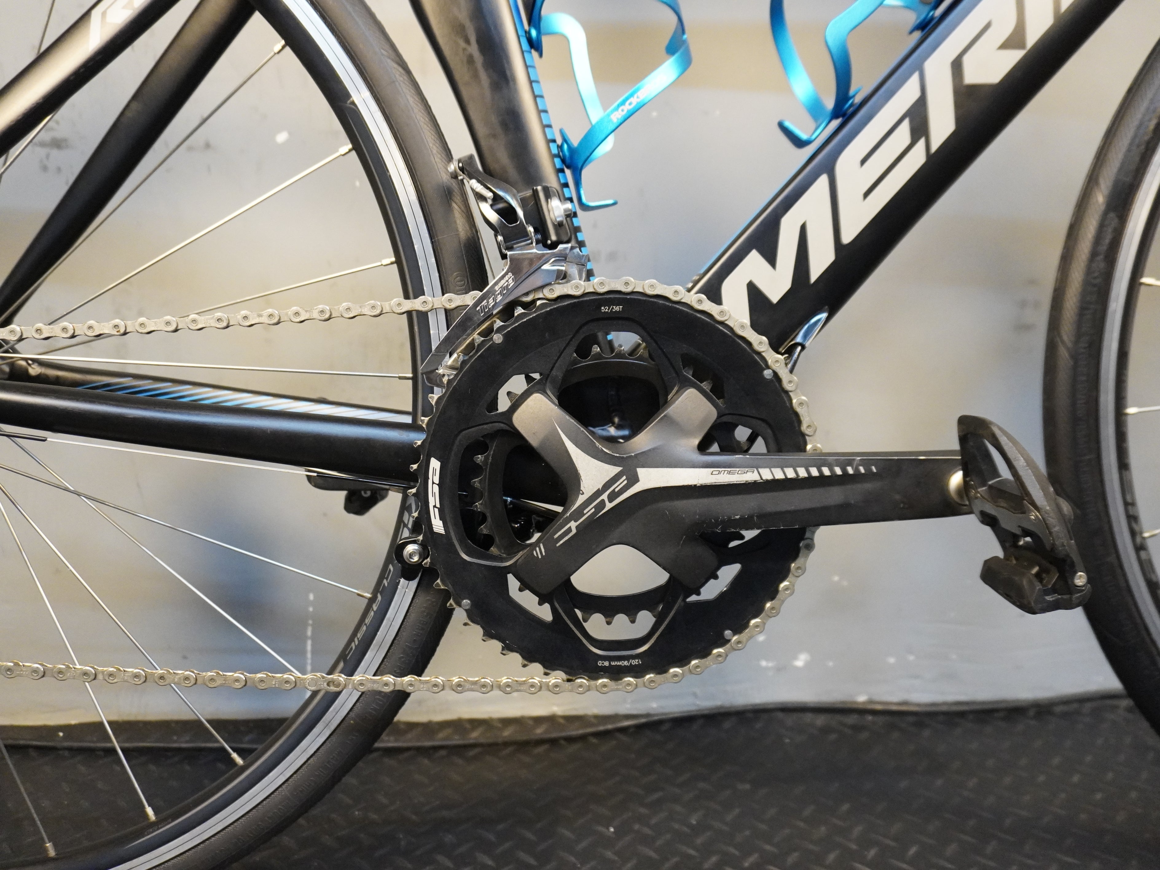 RENT Merida Reacto 300 Road Bike