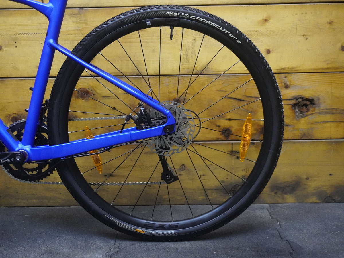 Giant Revolt 2 Gravel Bike