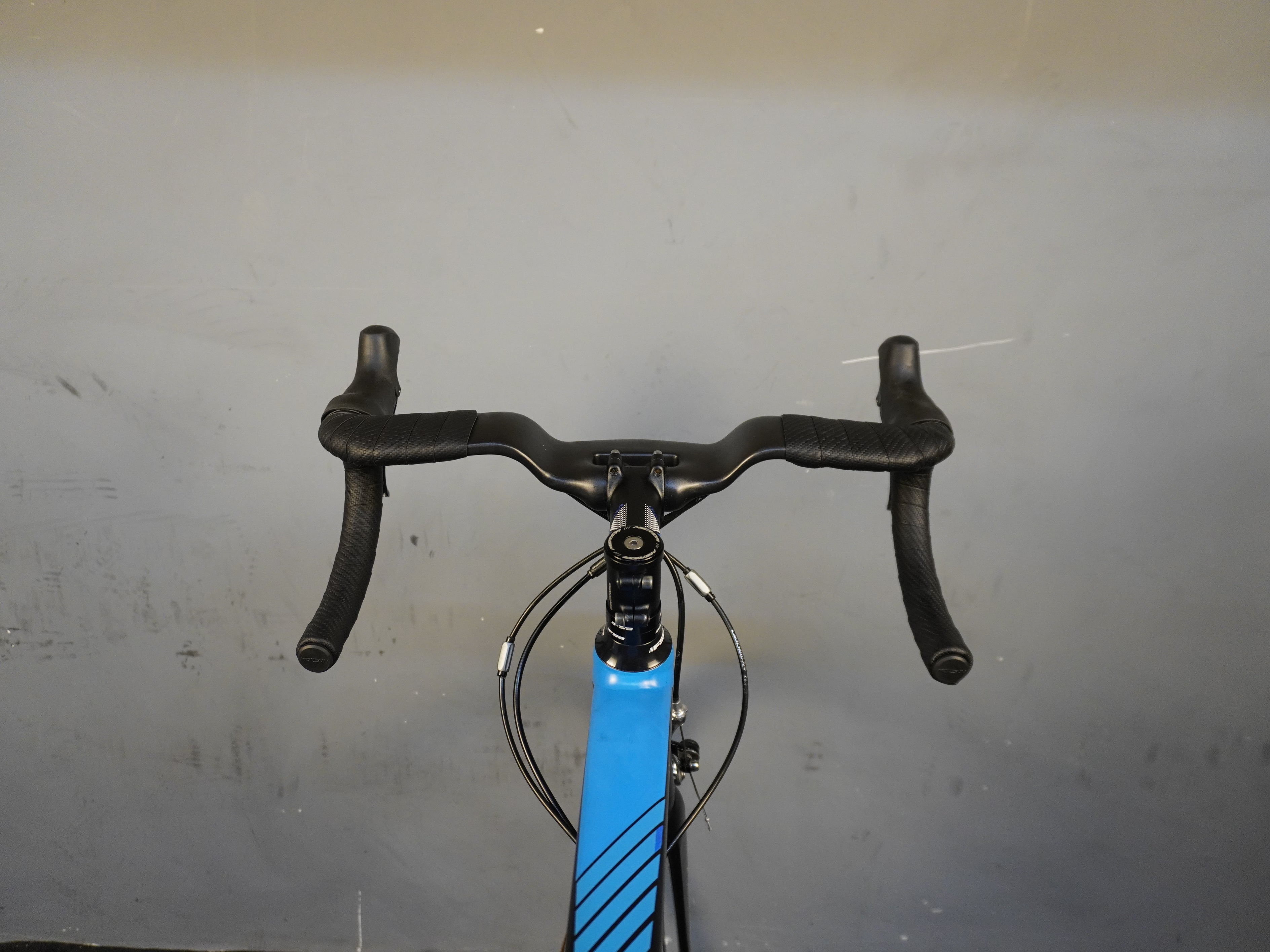 RENT Merida Reacto 300 Road Bike