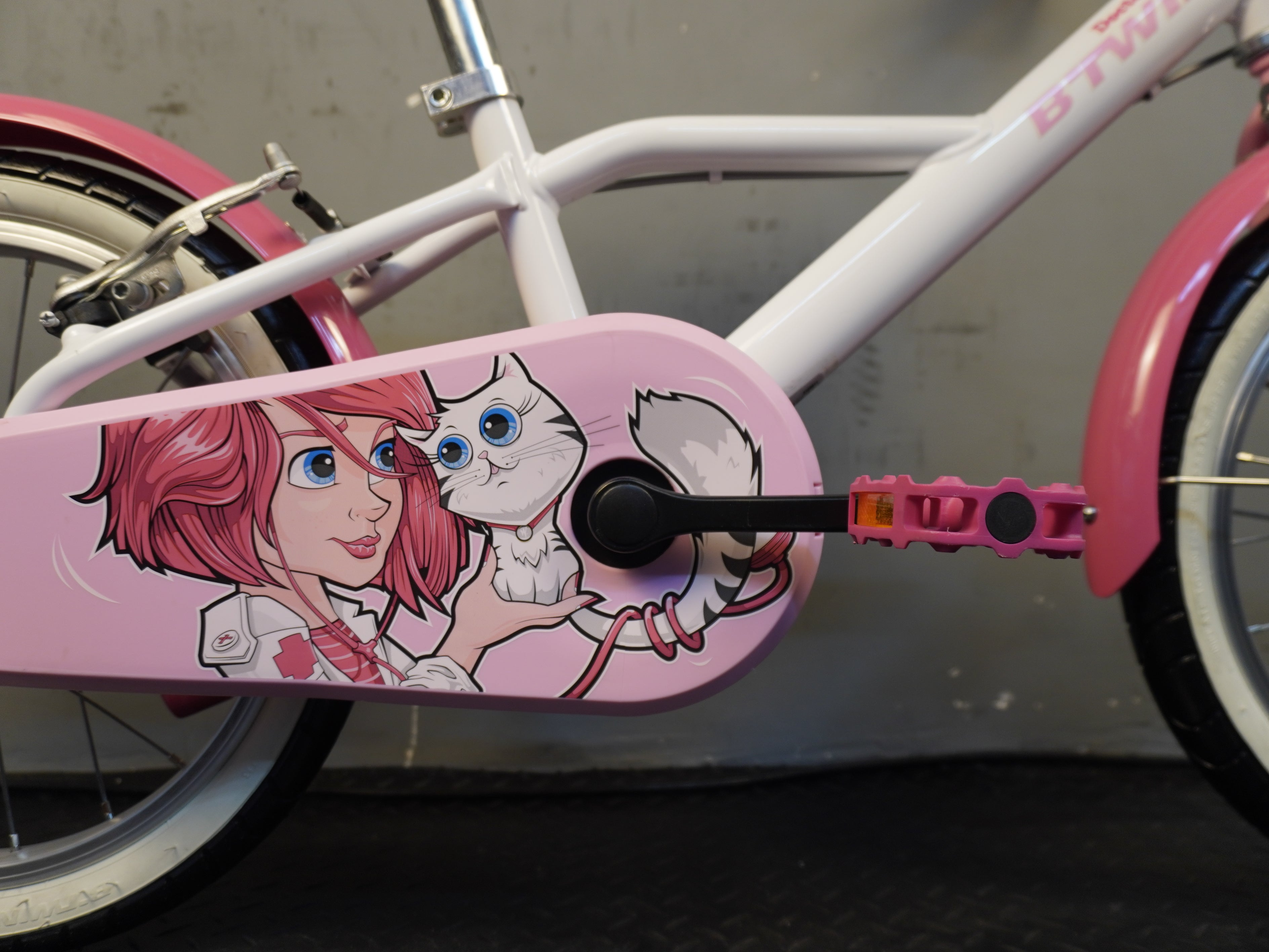 RENT B'twin Docto 500 Kids Bike