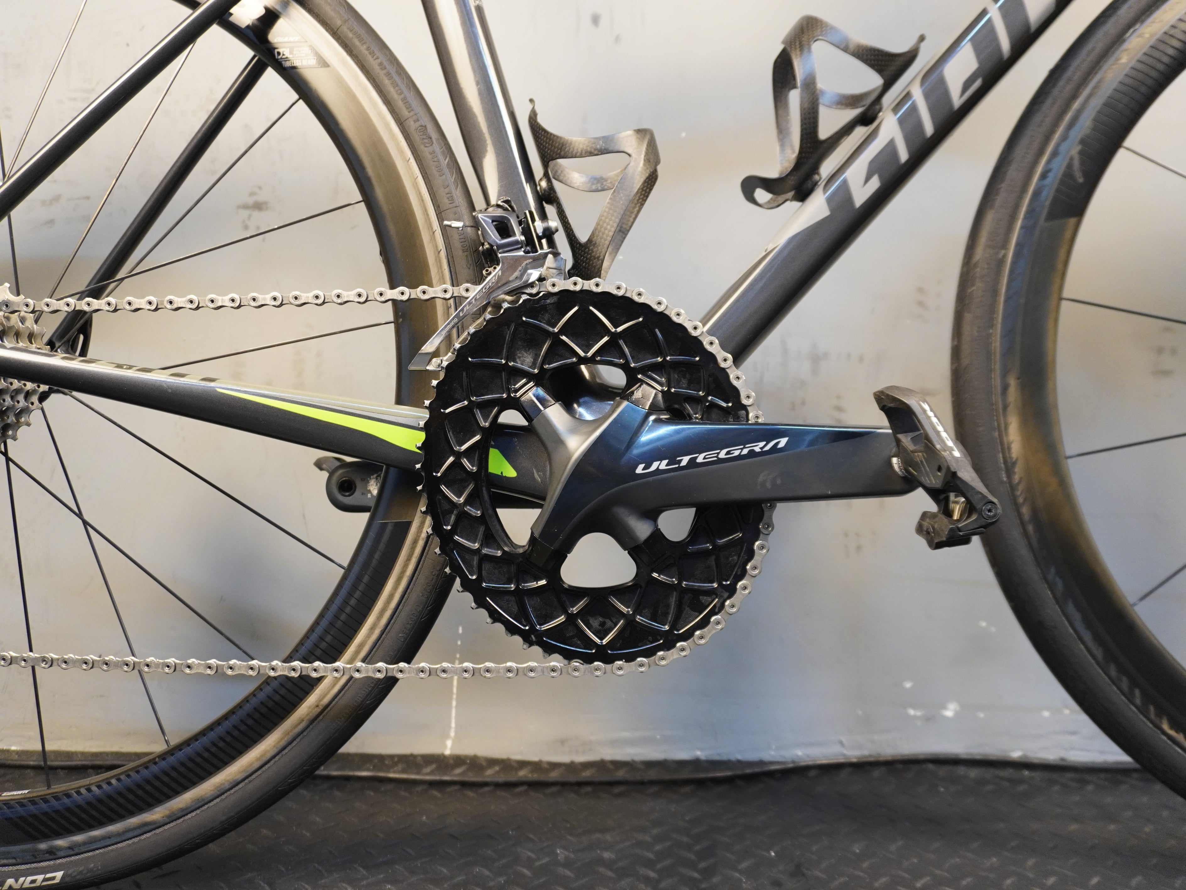 RENT Giant TCR Advanced Pro Road Bike