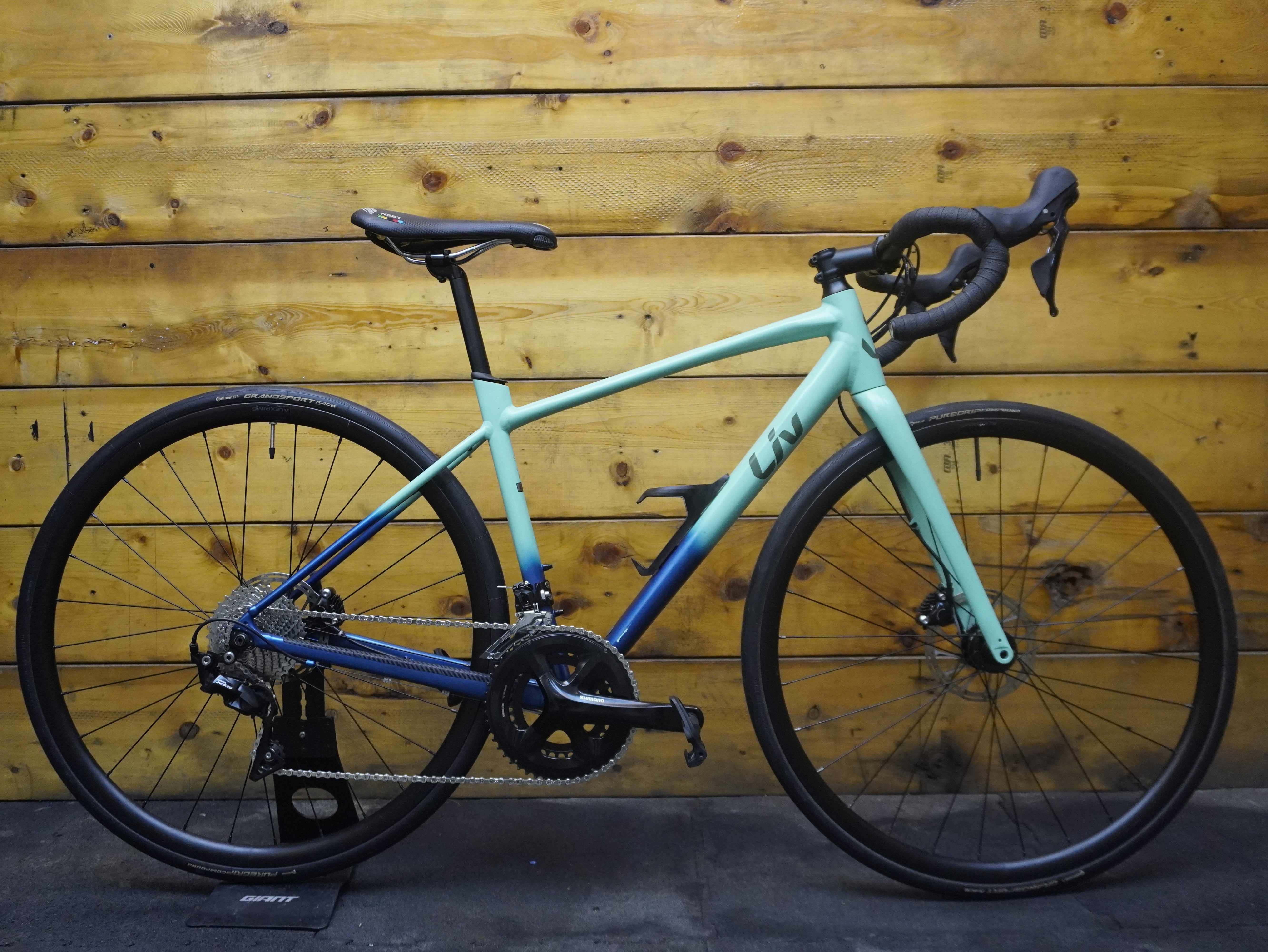 RENT Liv Avail AR 3 Road Bike