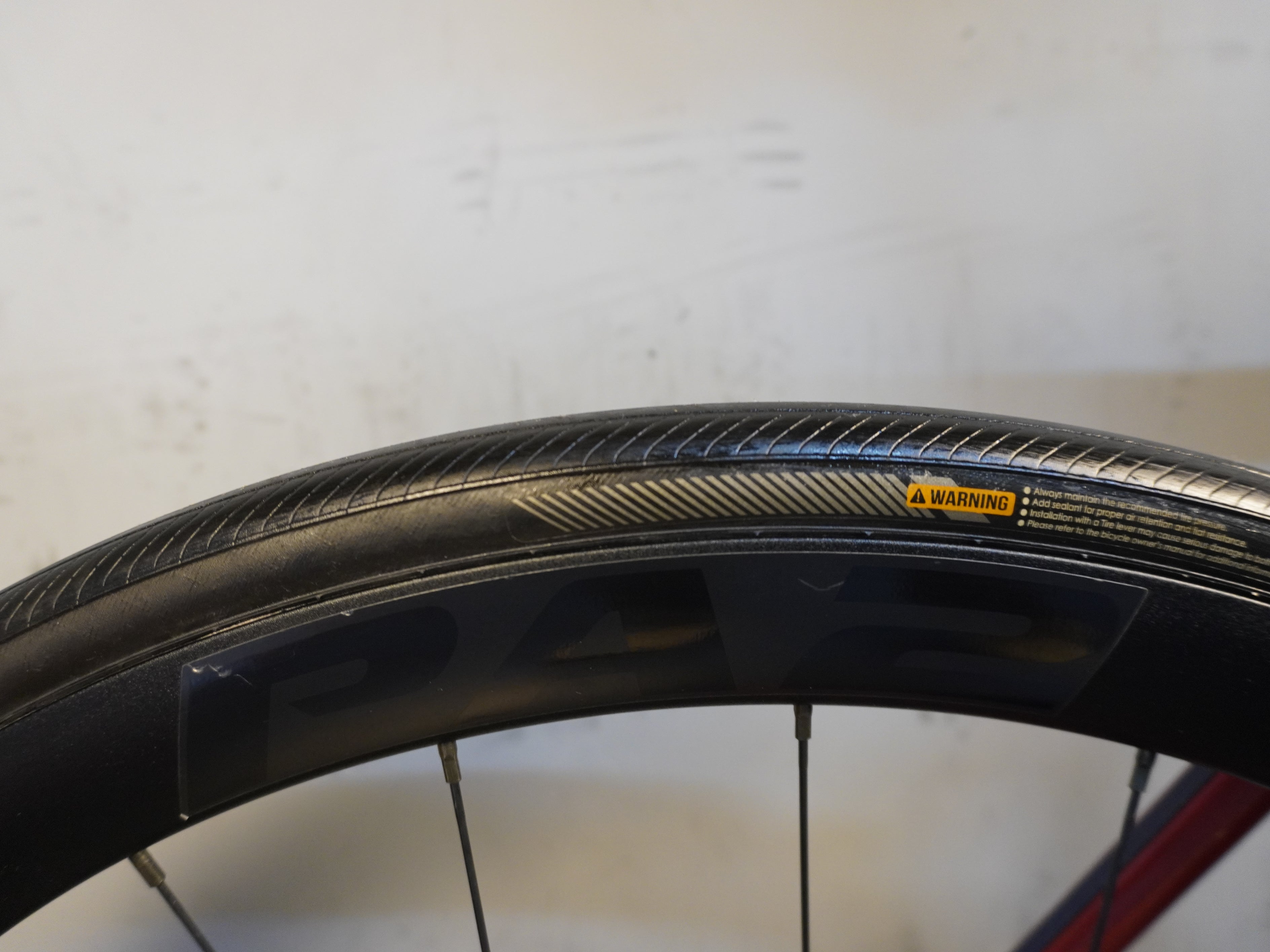 Giant Propel Advanced 2 Road Bike