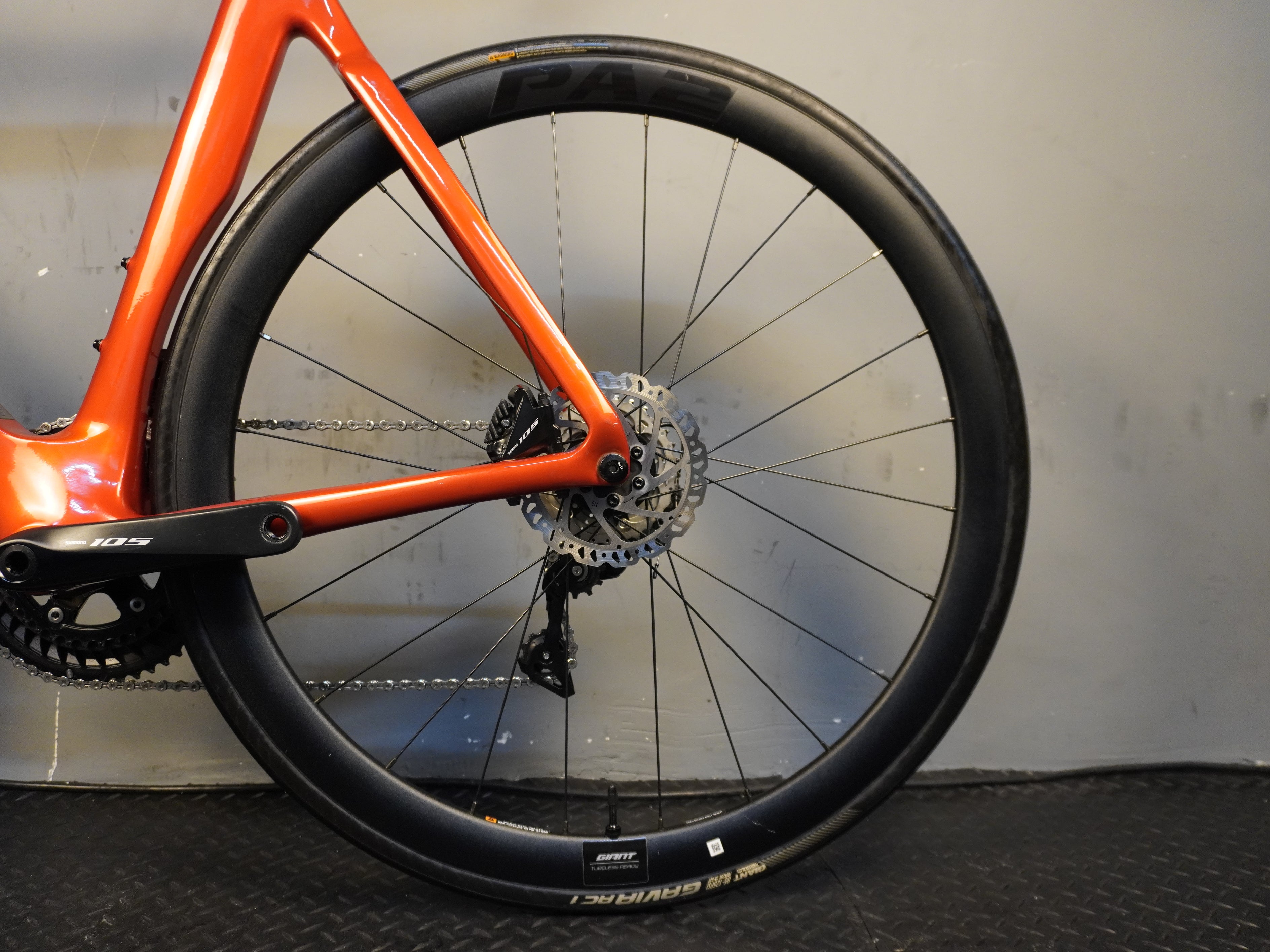Giant Propel Advanced 2 Road Bike