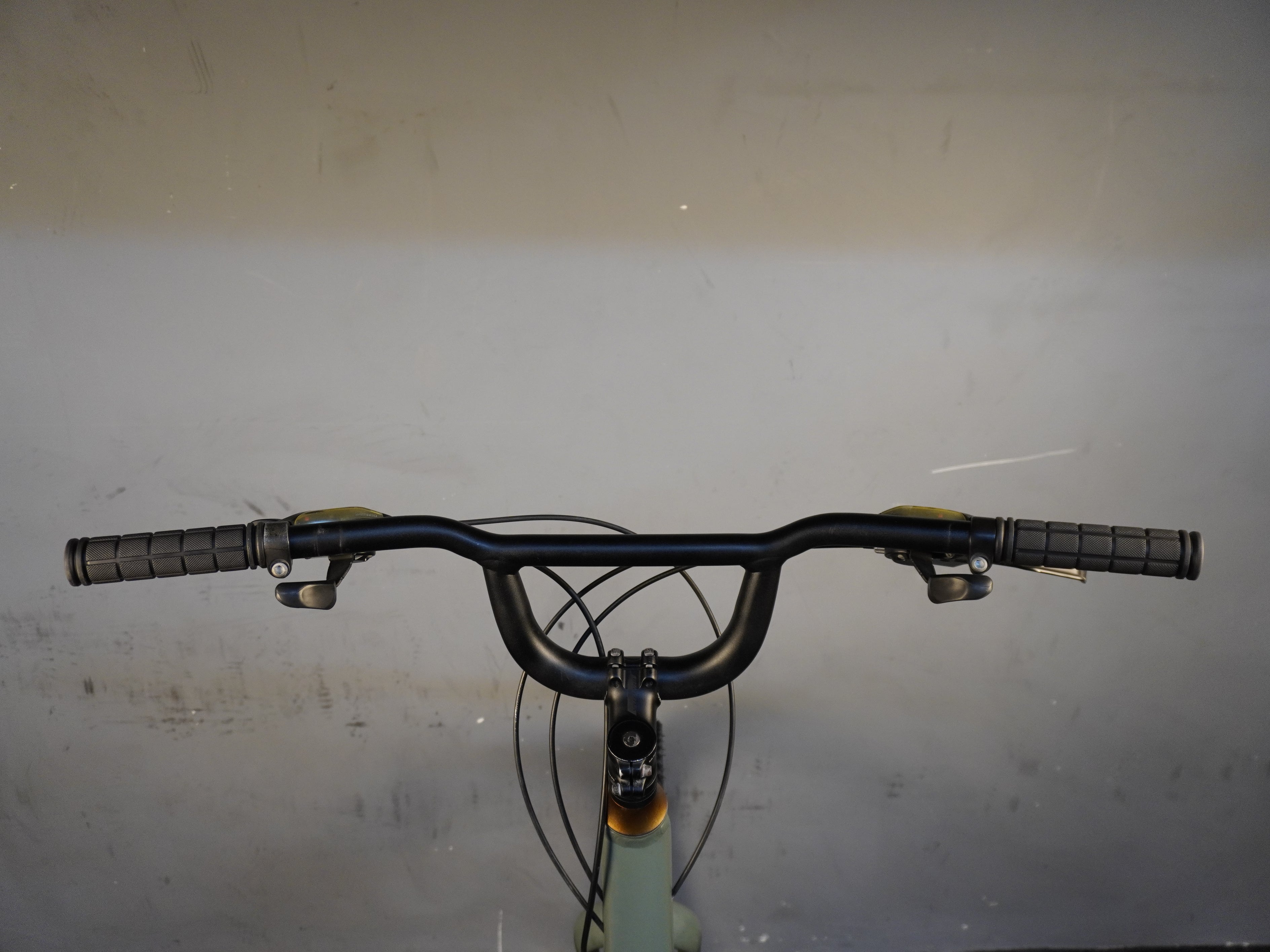 Specialized Roll Sport Low Entry Hybrid Bike
