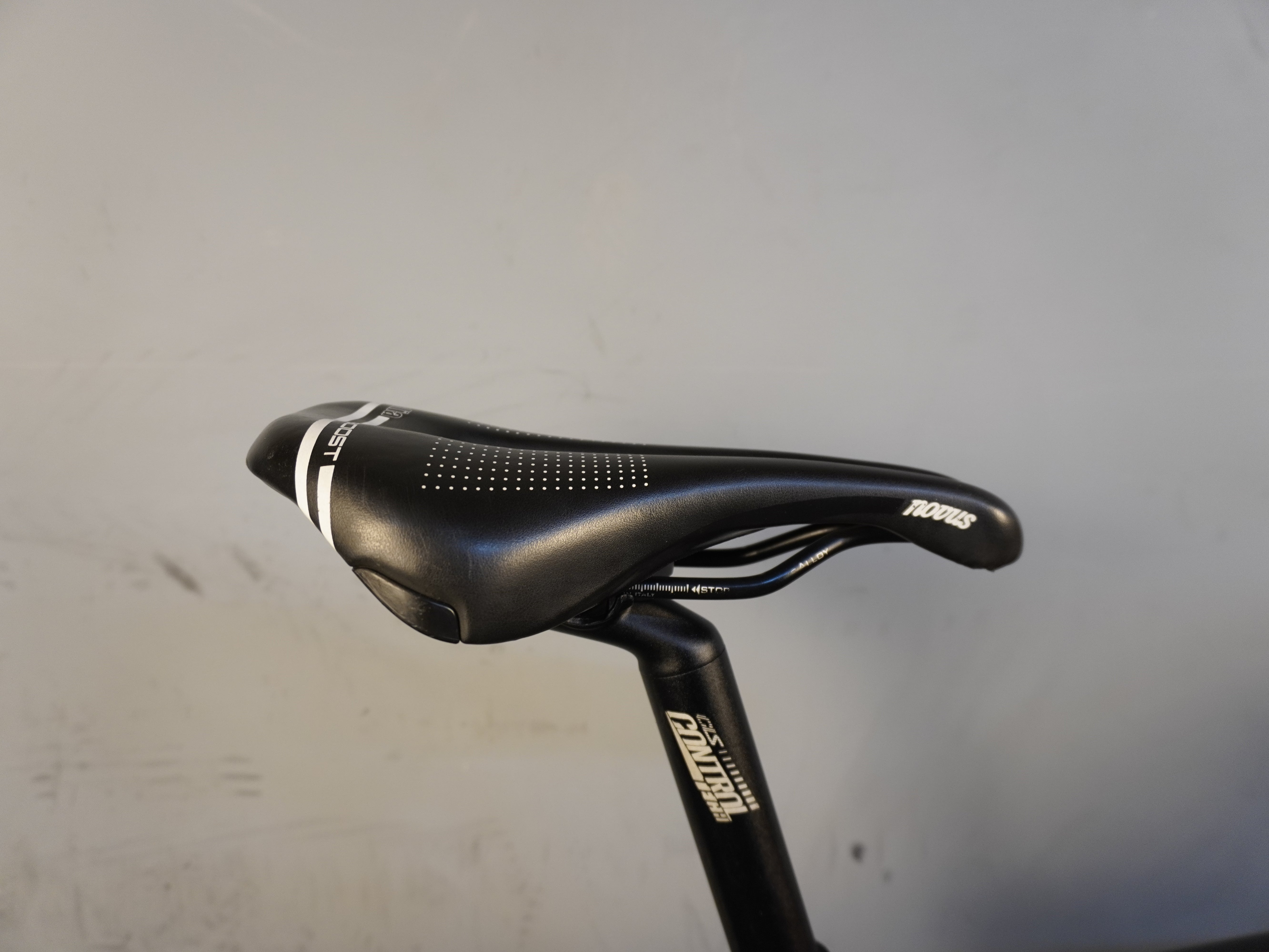 Gusto RCR Road Bike