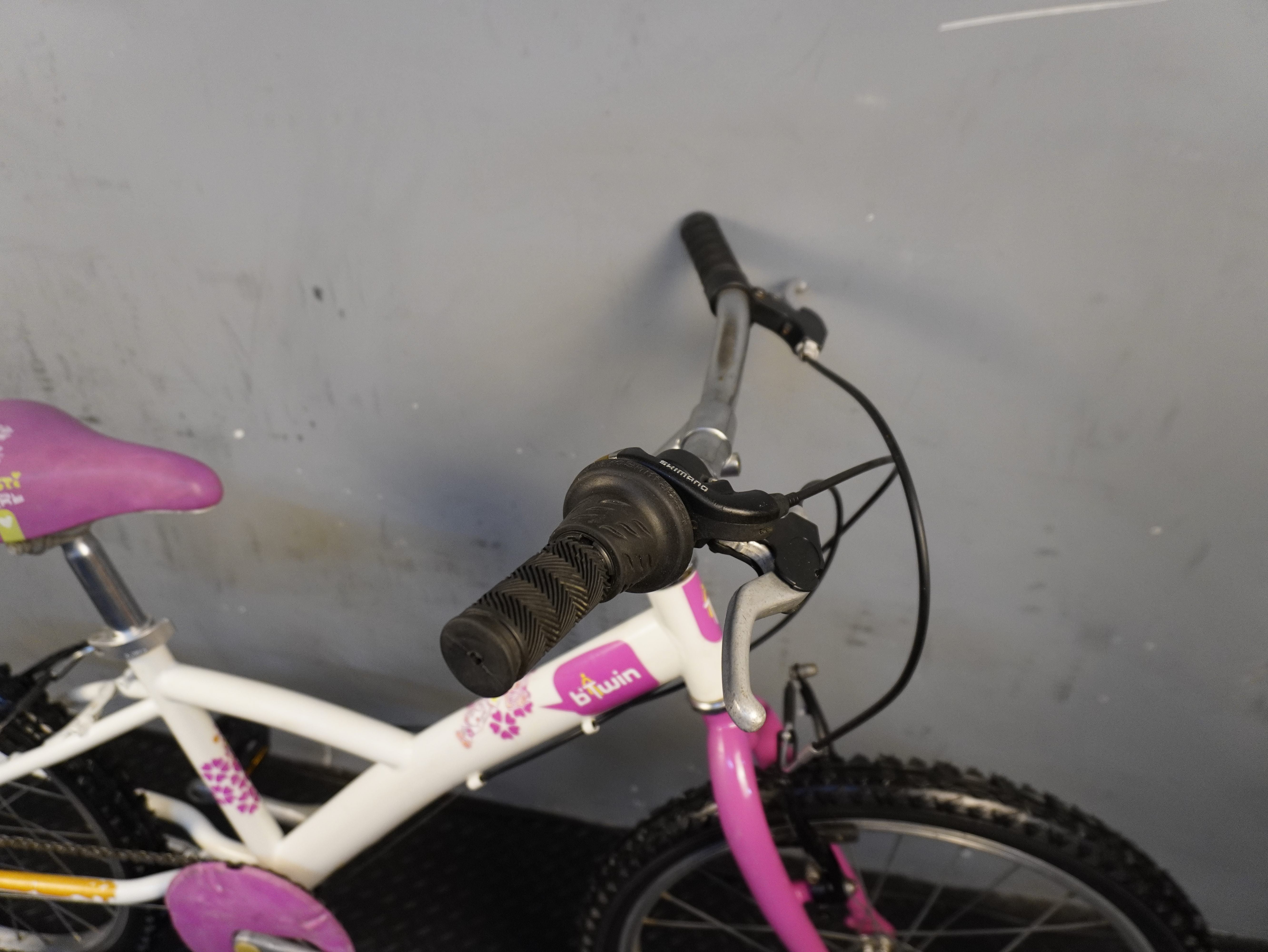 B'twin Mistigirl Kids Bike