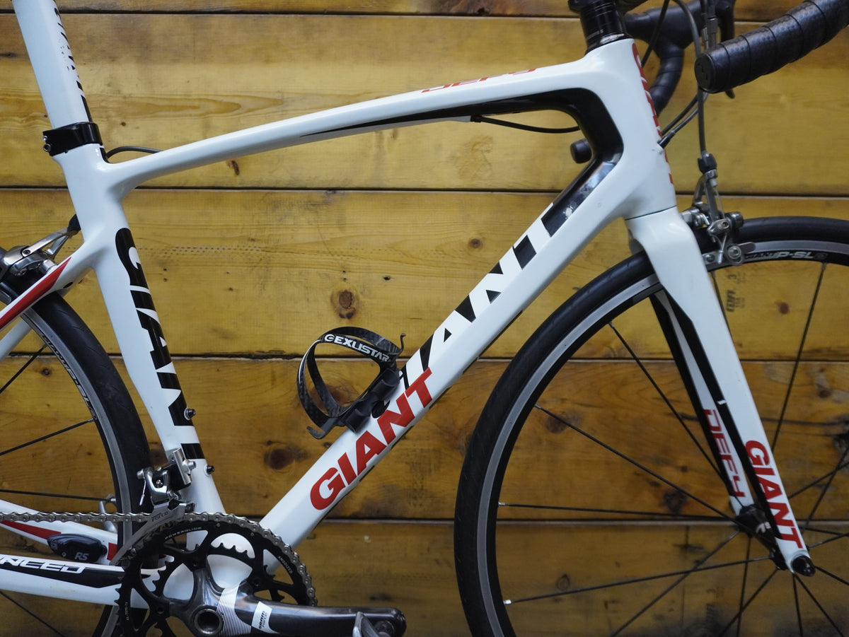 Giant Defy Advanced Road Bike