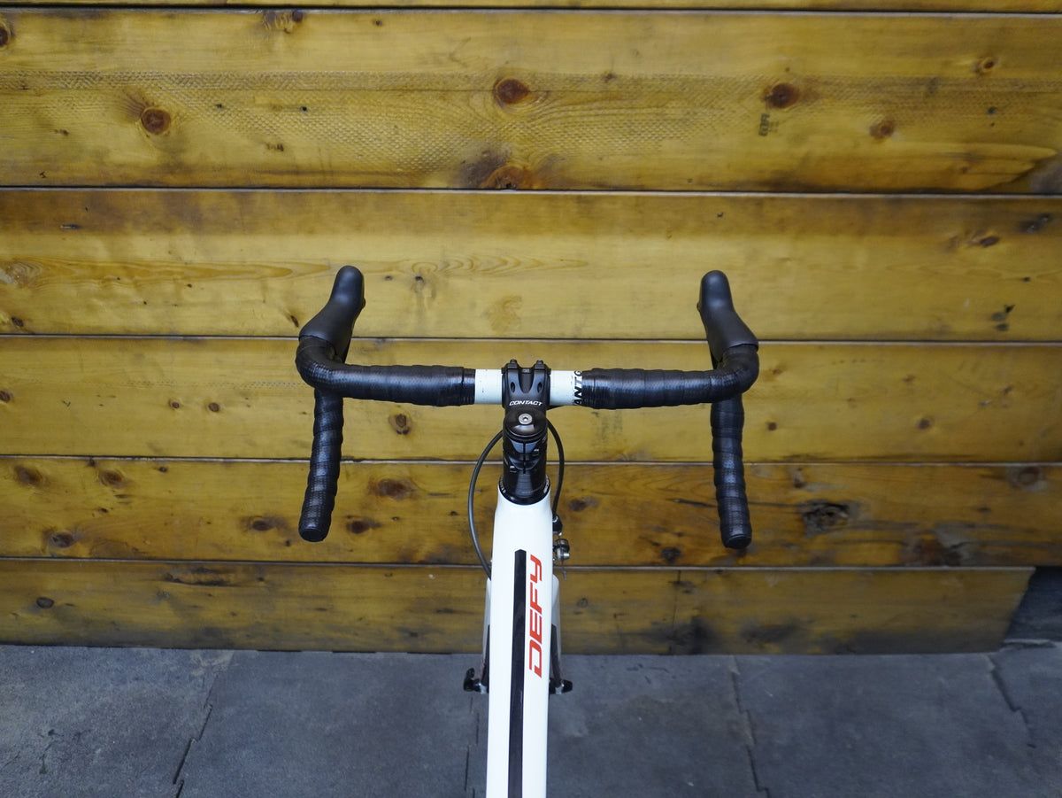 Giant Defy Advanced Road Bike