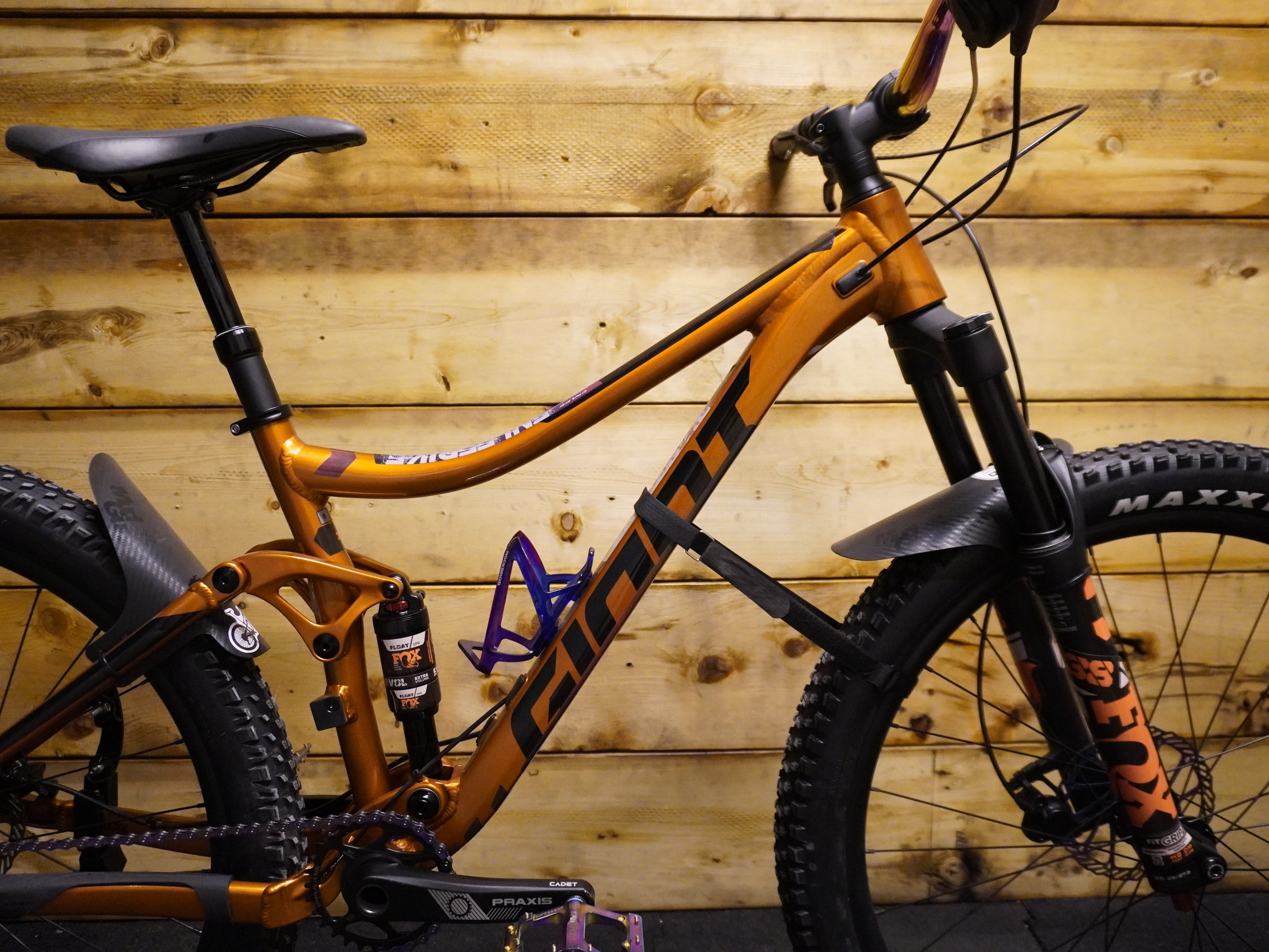 Giant Stance Mountain Bike