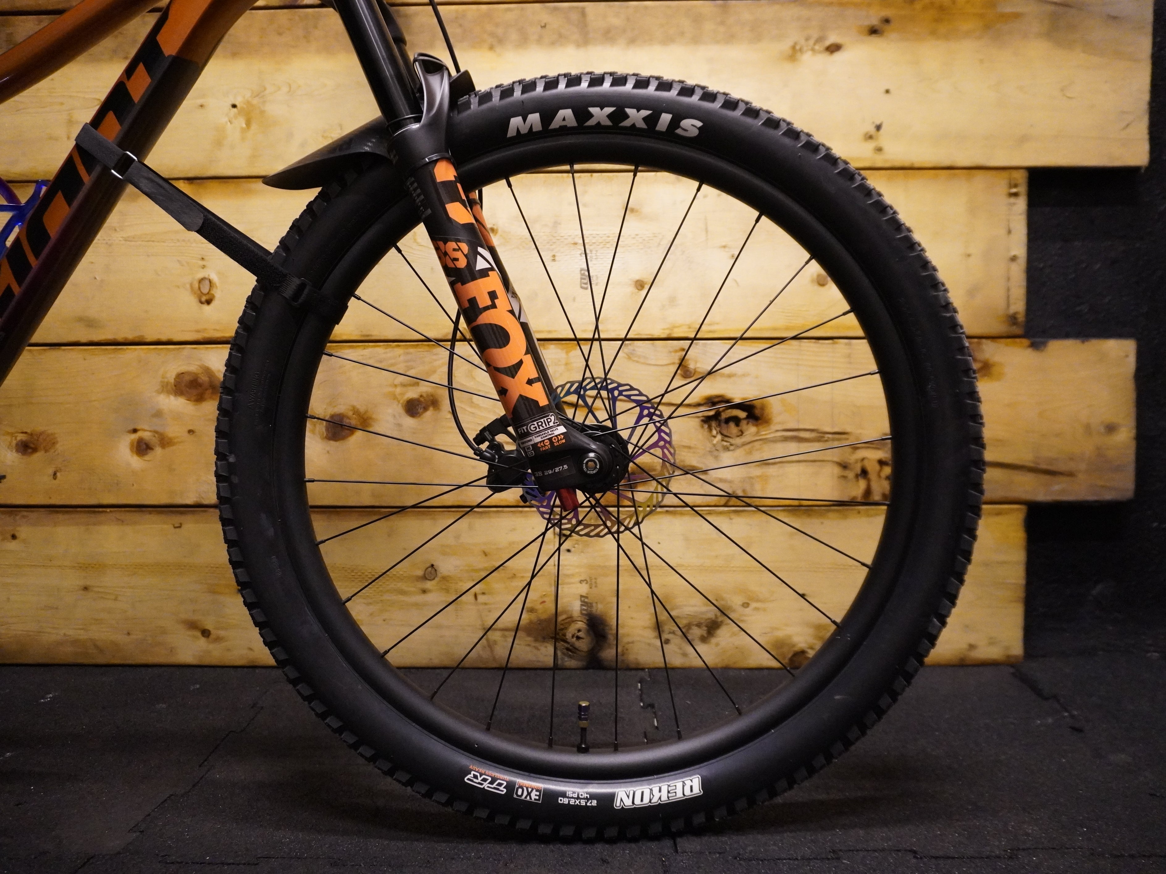 Giant Stance Mountain Bike