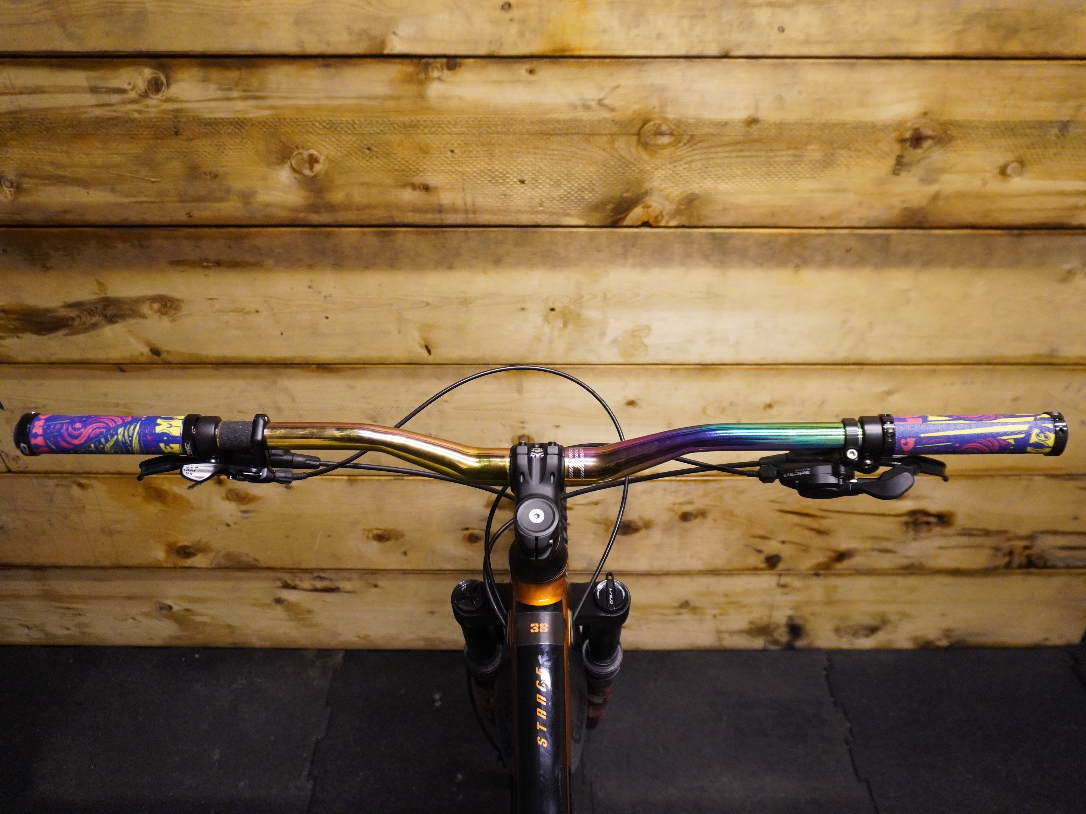 Giant Stance Mountain Bike