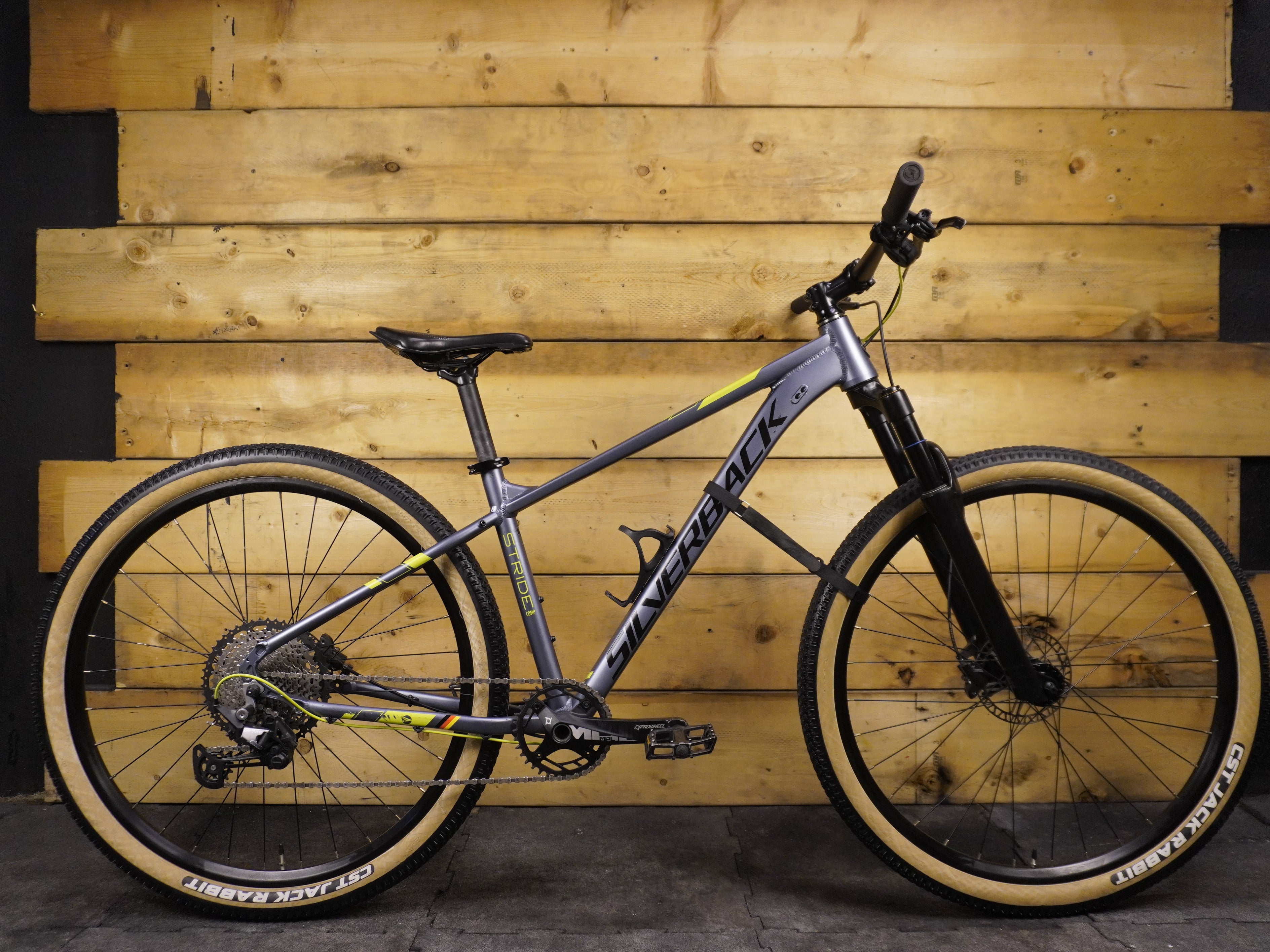 Silverback Stride Deluxe Gen3 Mountain Bike