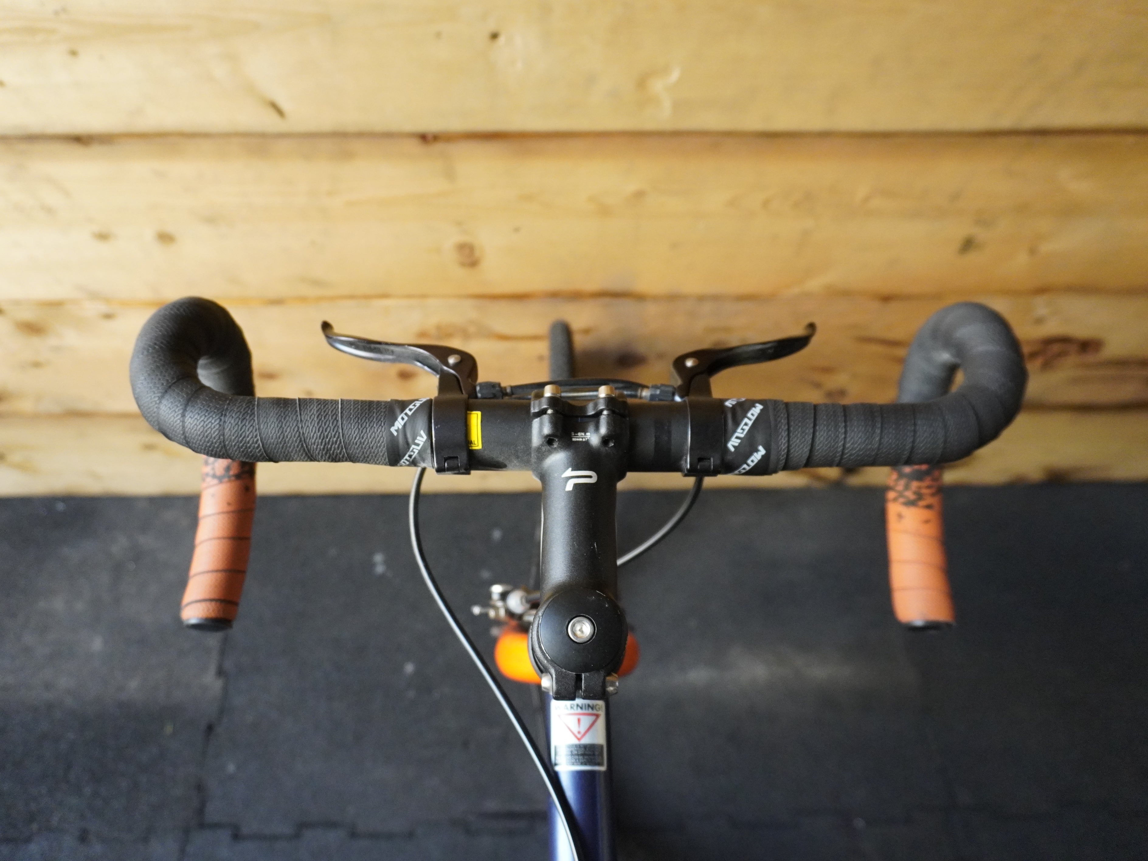 RENT Schwinn Regent Fixie Road Bike