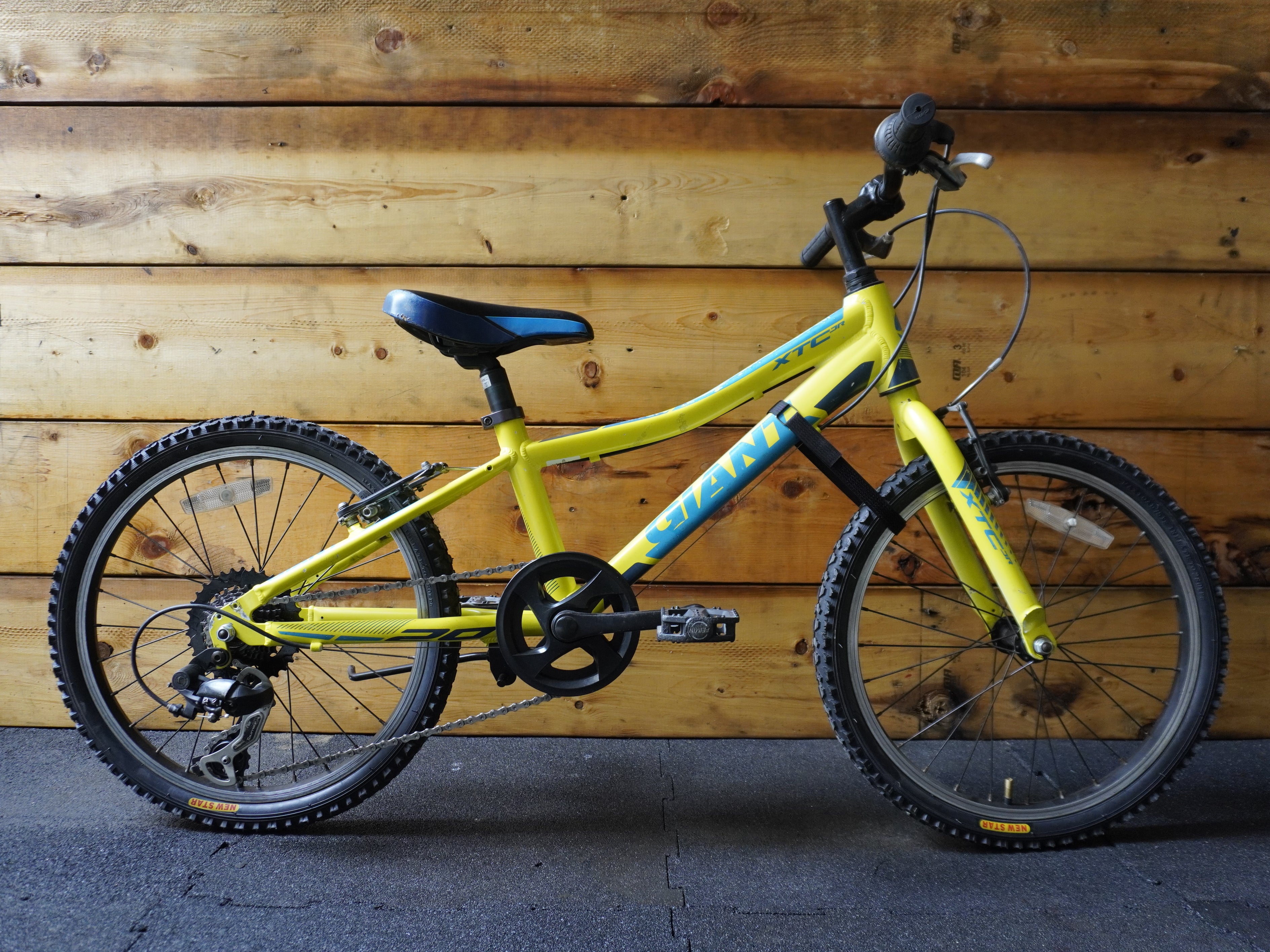 Giant XTC Jr Kids Bike