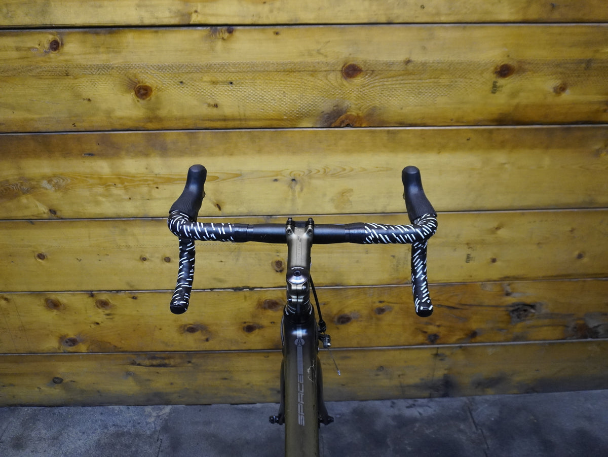 RENT Silverback Space Road Bike