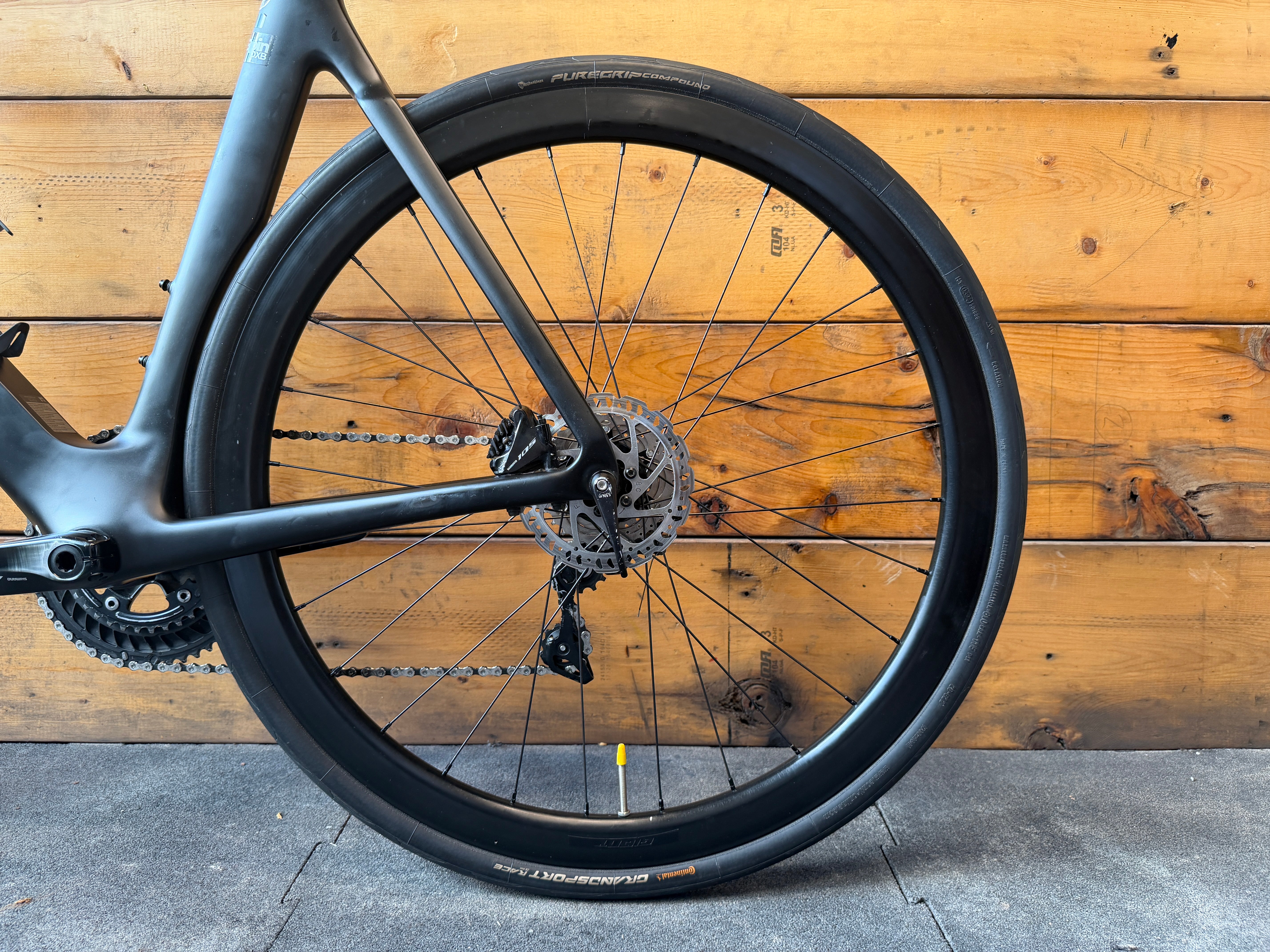 Giant Propel Advanced Disc 1 Road Bike