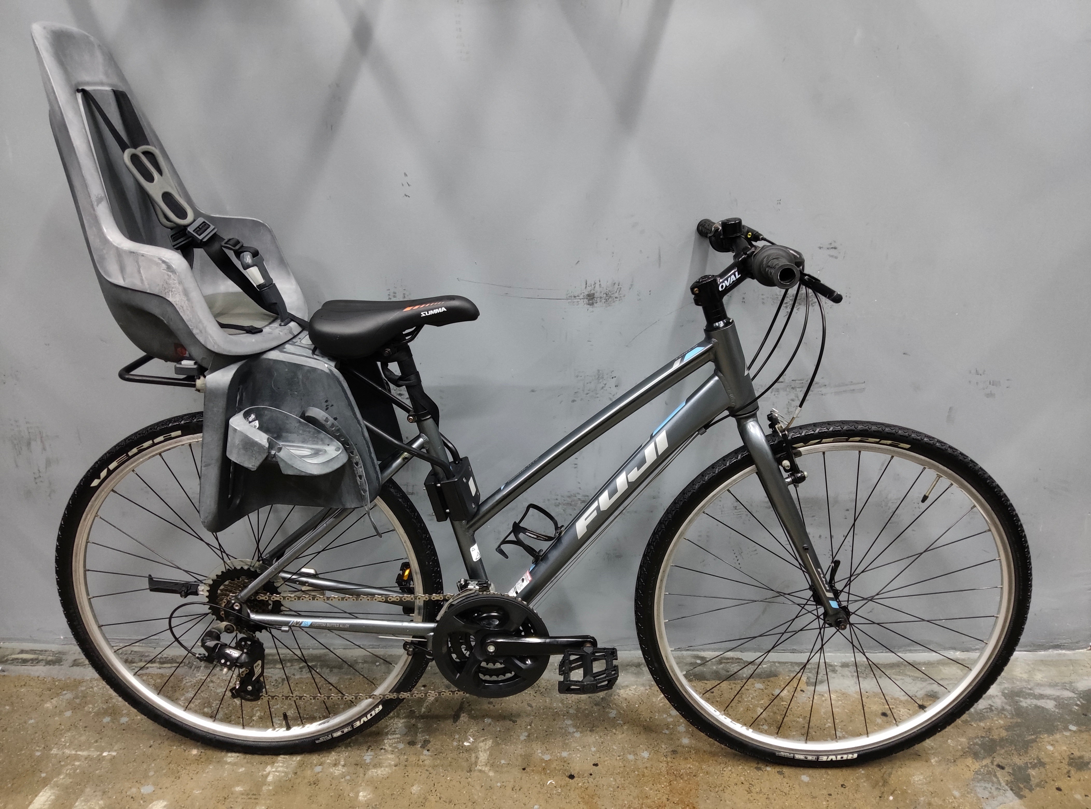 Fuji Absolute 2.3 Hybrid Bike