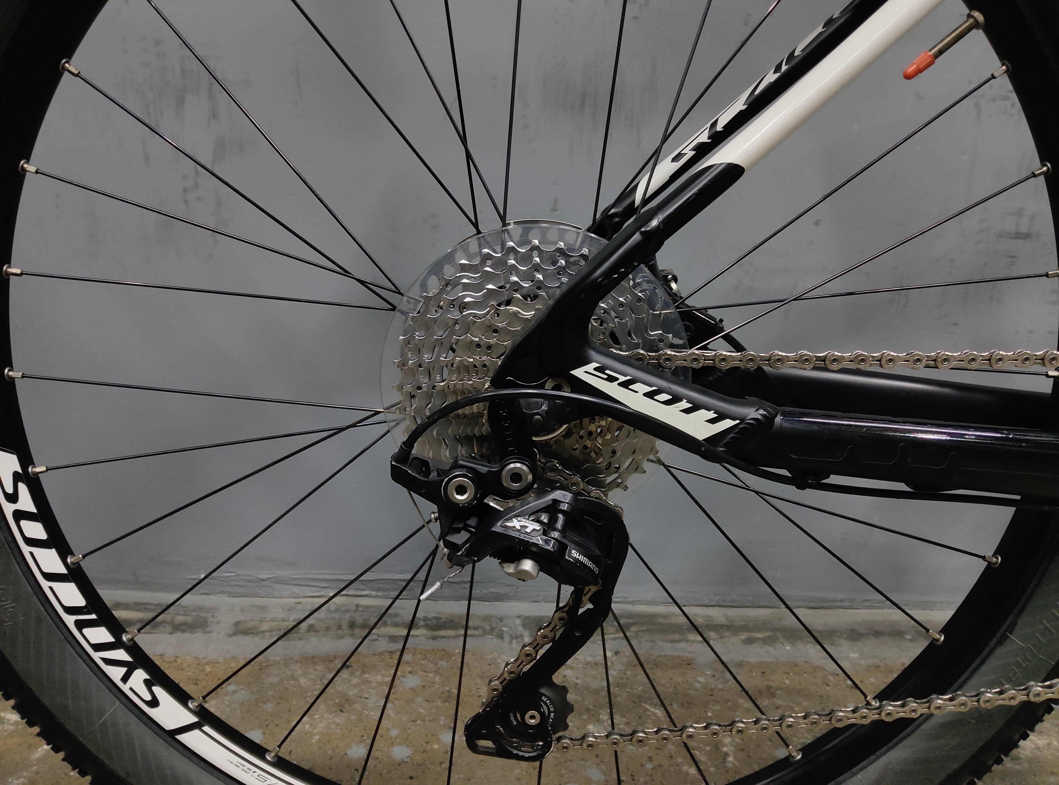 Scott Scale 740 Mountain Bike