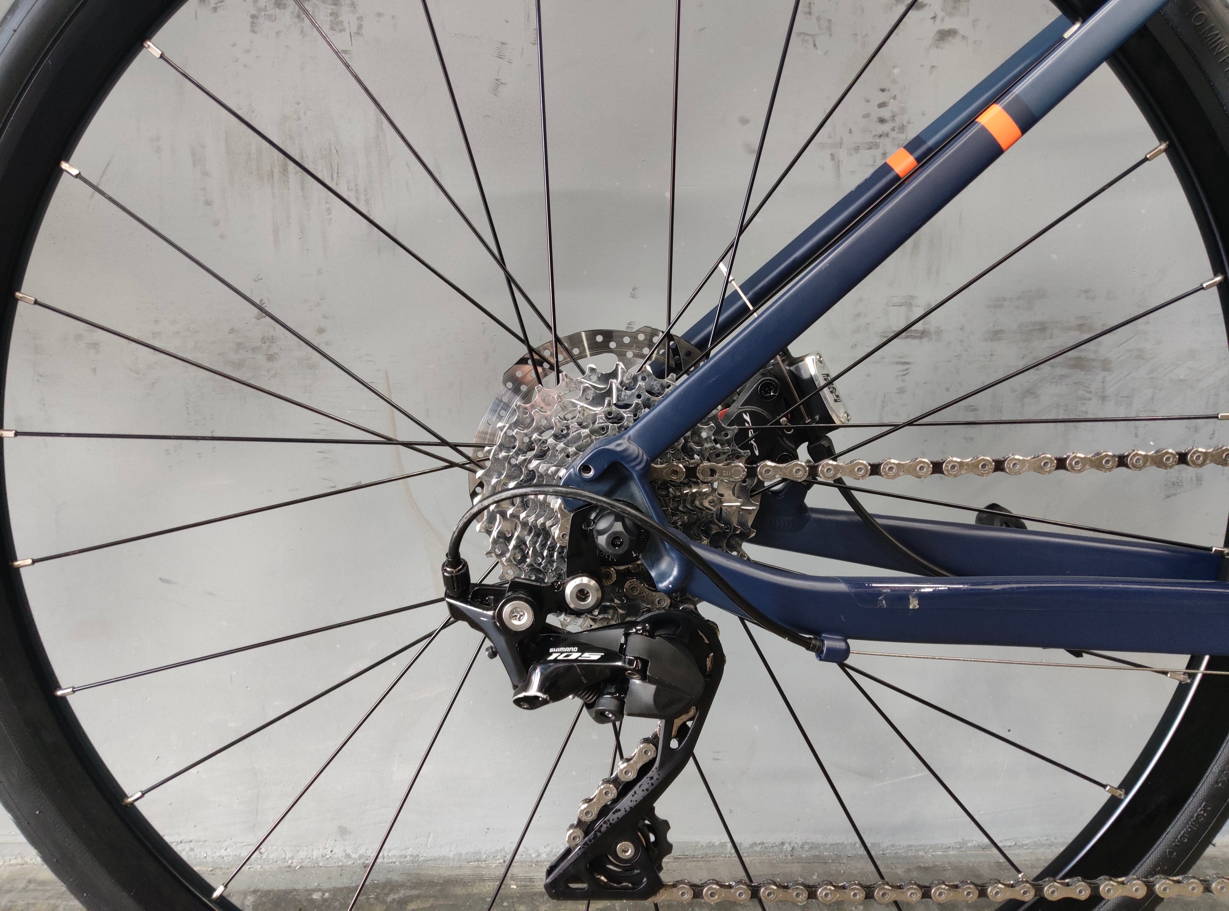 Triban RC520 Gravel Bike