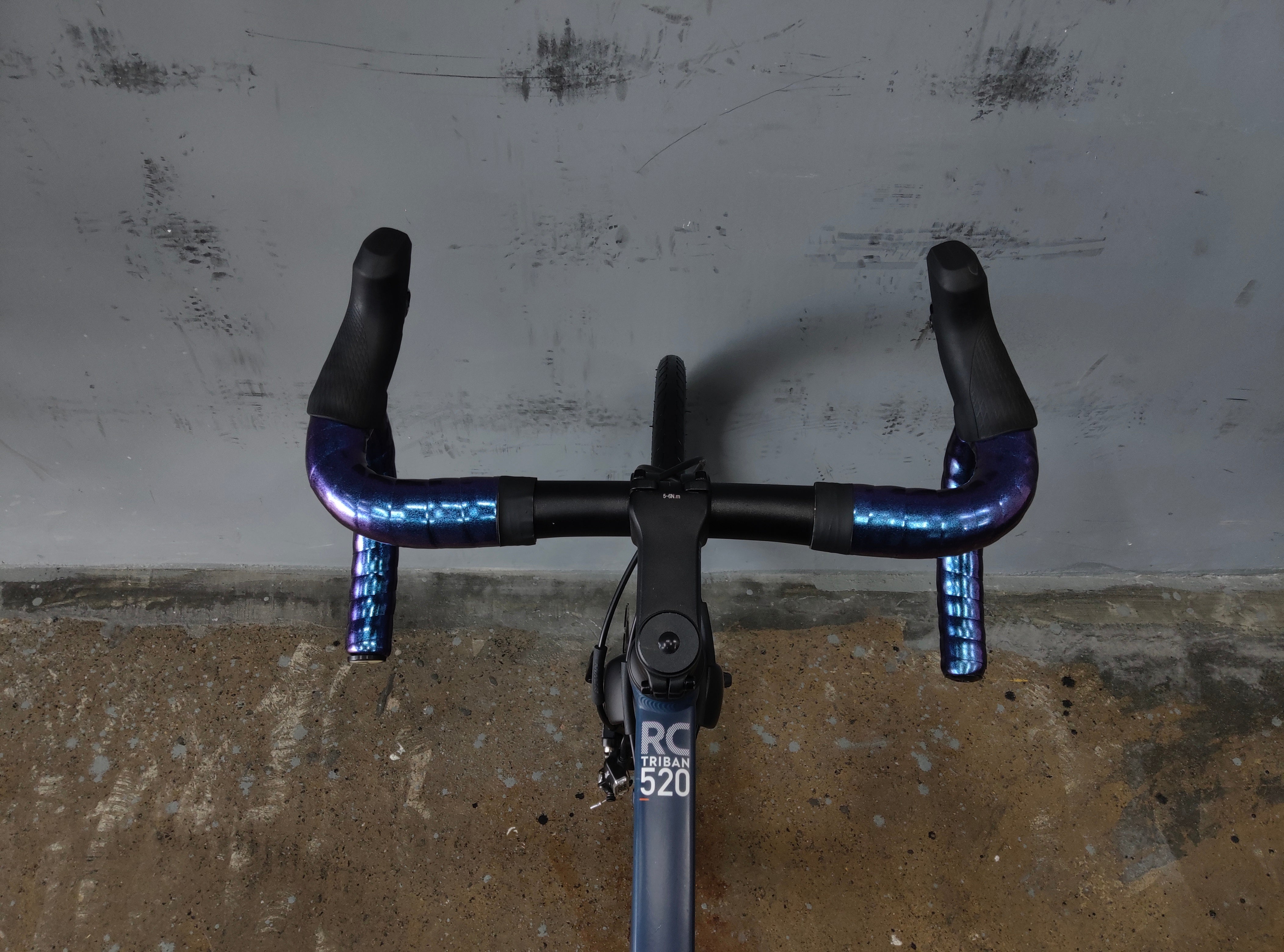 Triban RC520 Gravel Bike