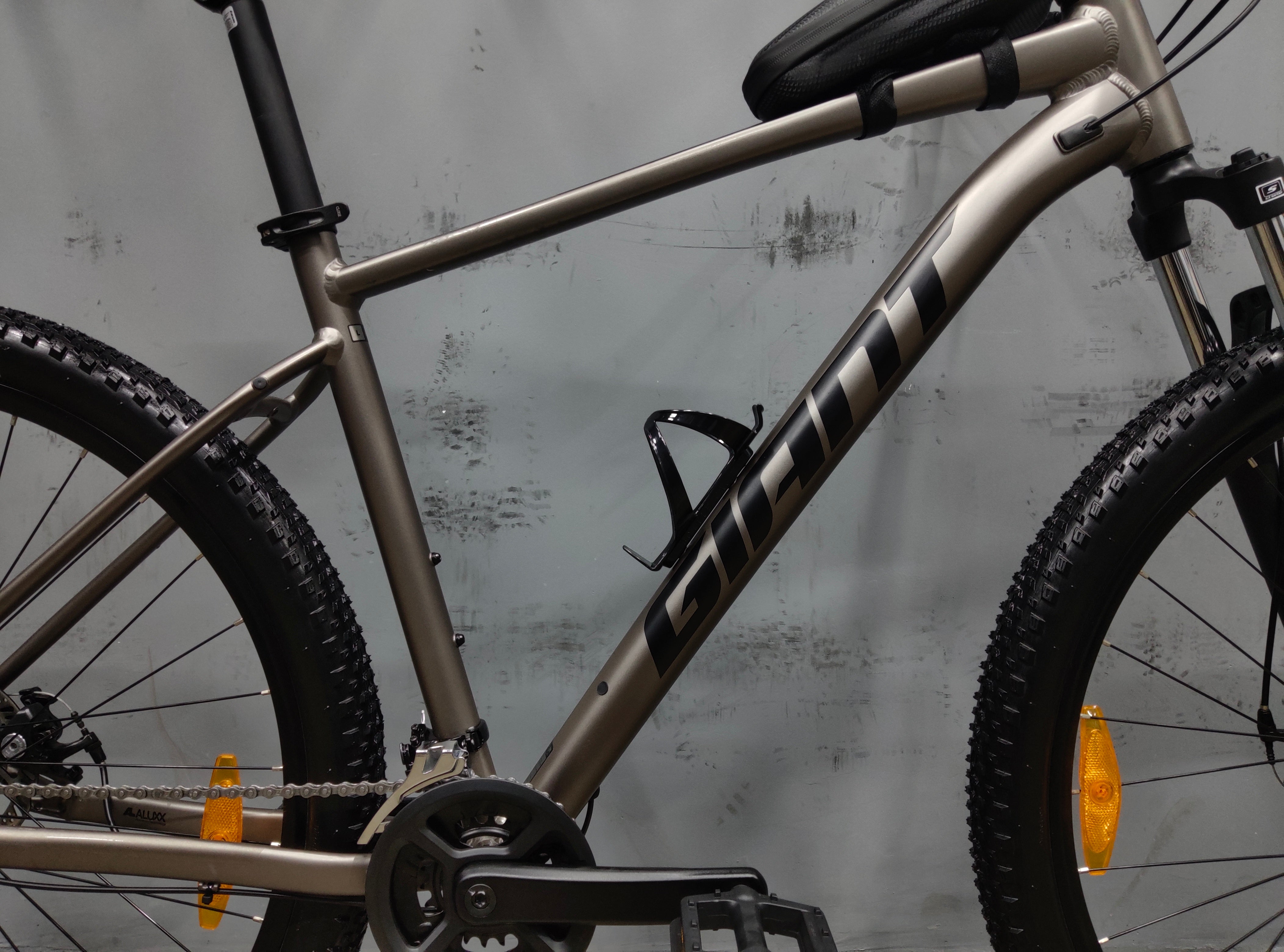 Giant Talon 4 Mountain Bike