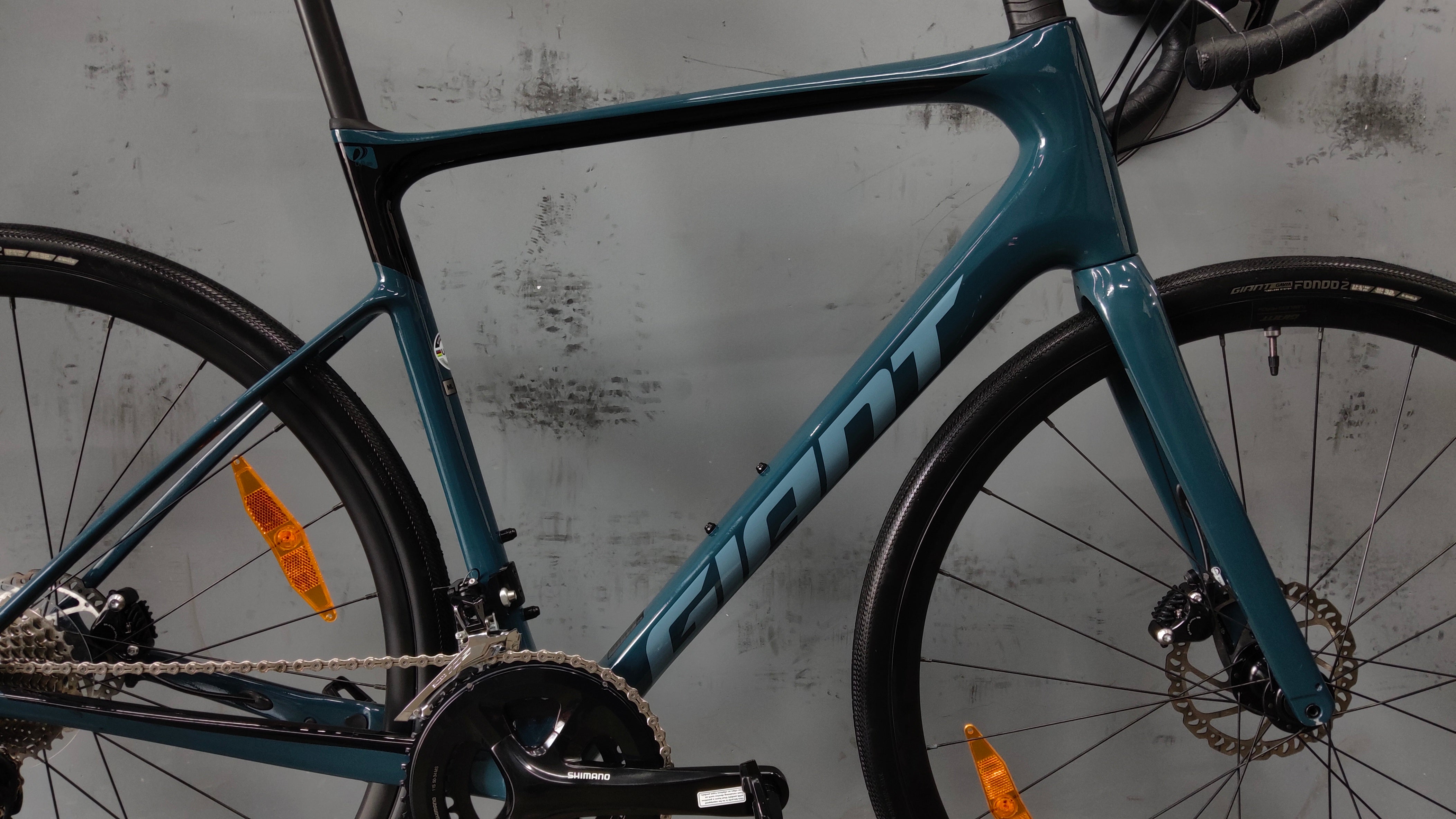 Giant Defy advanced 2 Road Bike