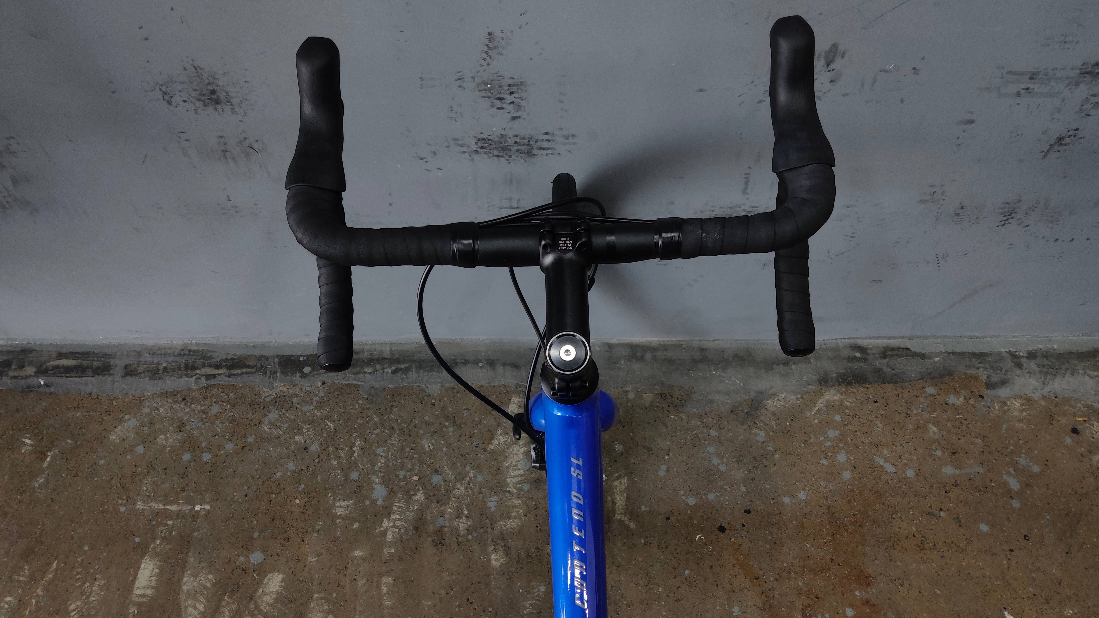 Giant Contend SL 2 Road bike