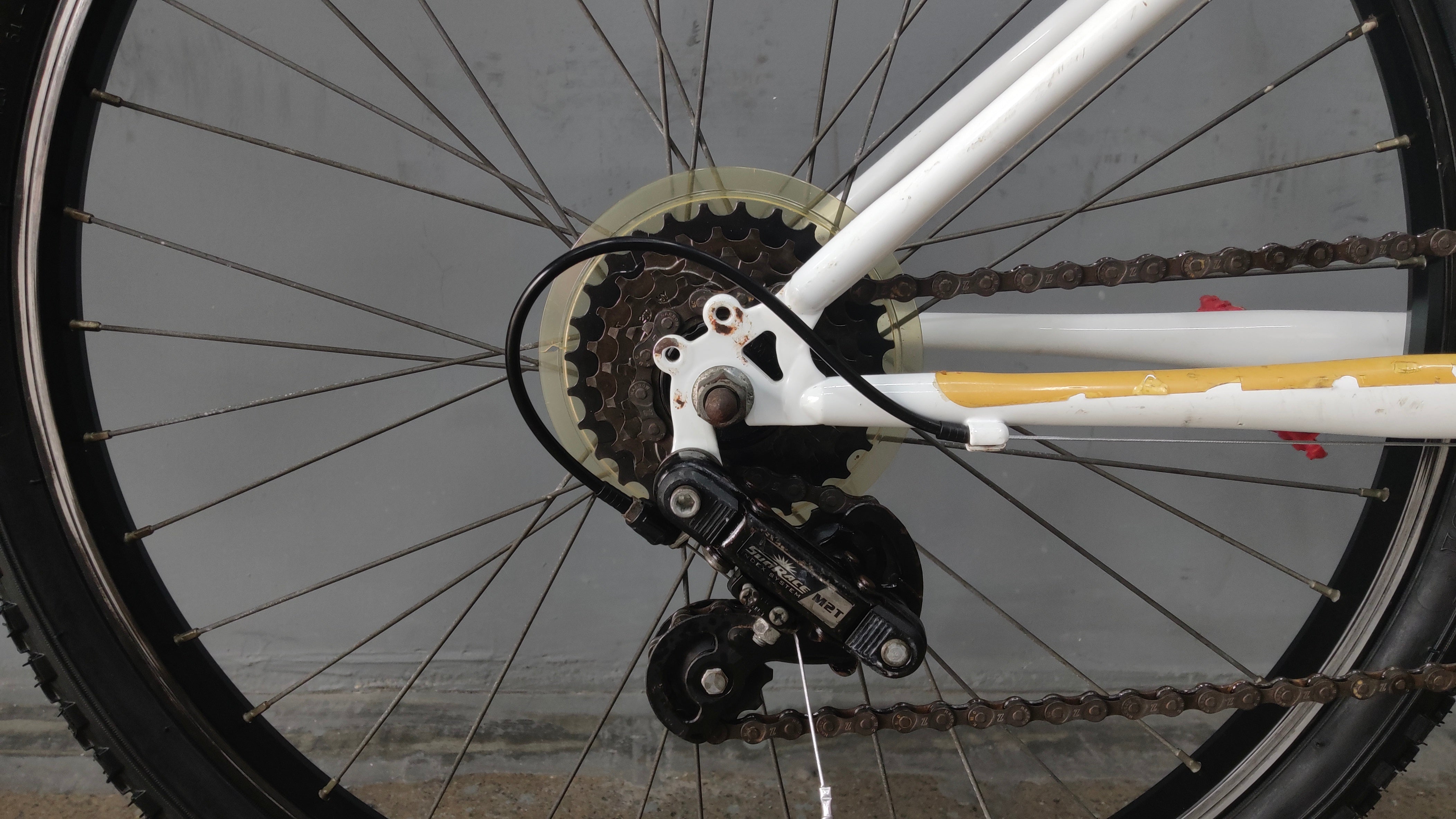 B'twin Rockrider 300 Kids Bike