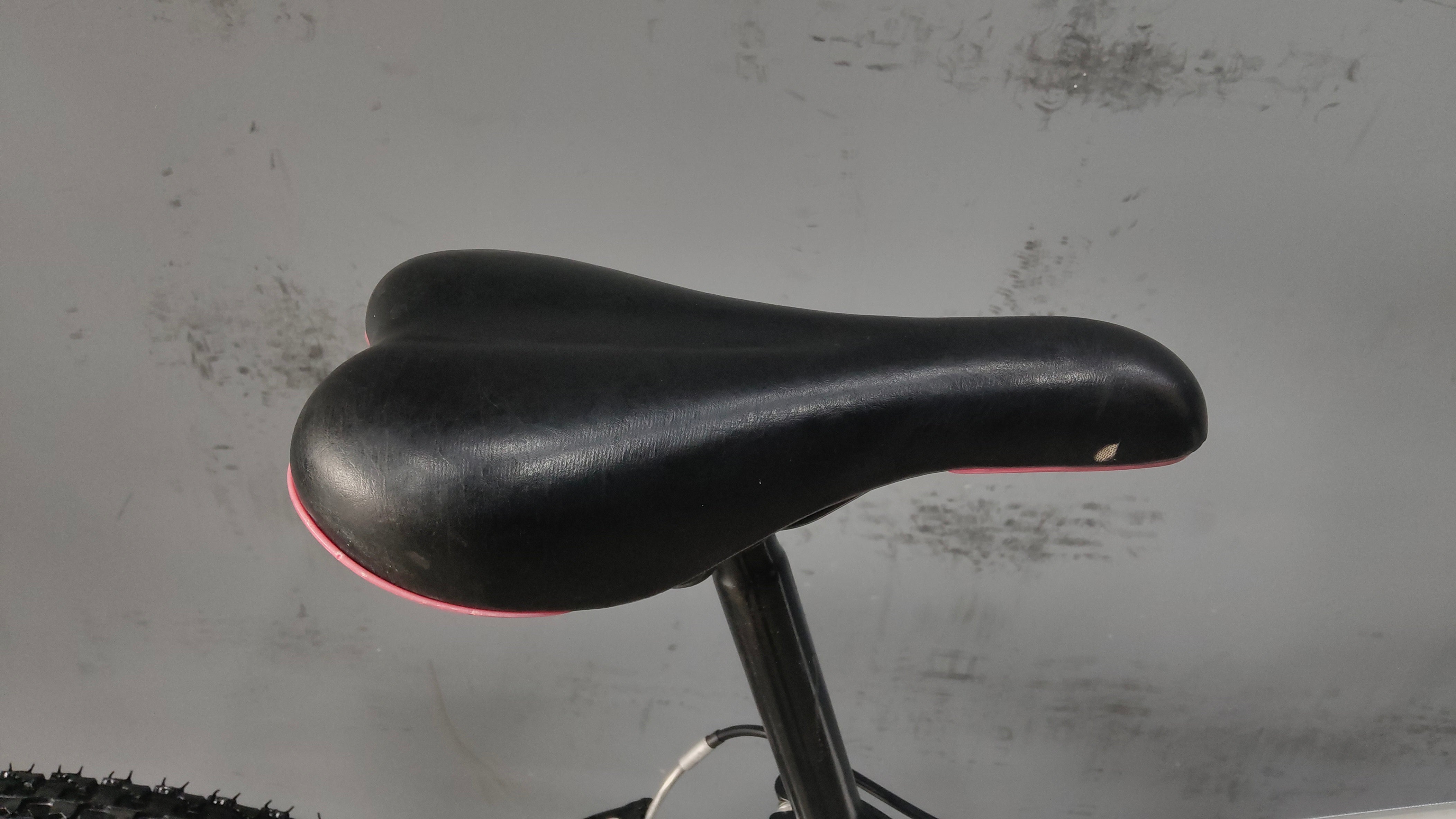 B'twin Rockrider 300 Kids Bike