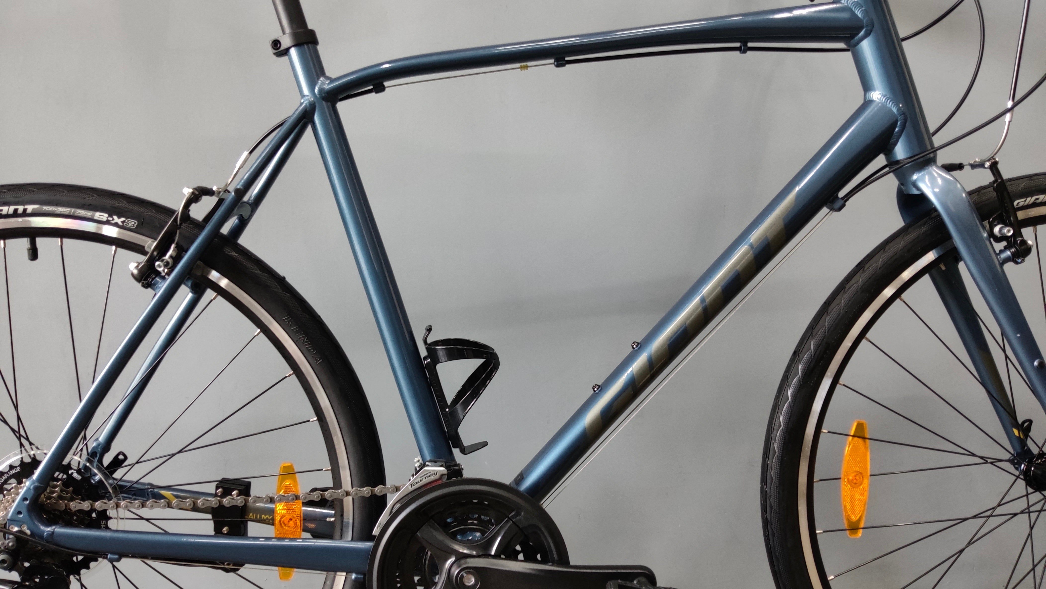 Giant Escape 3 Hybrid Bike