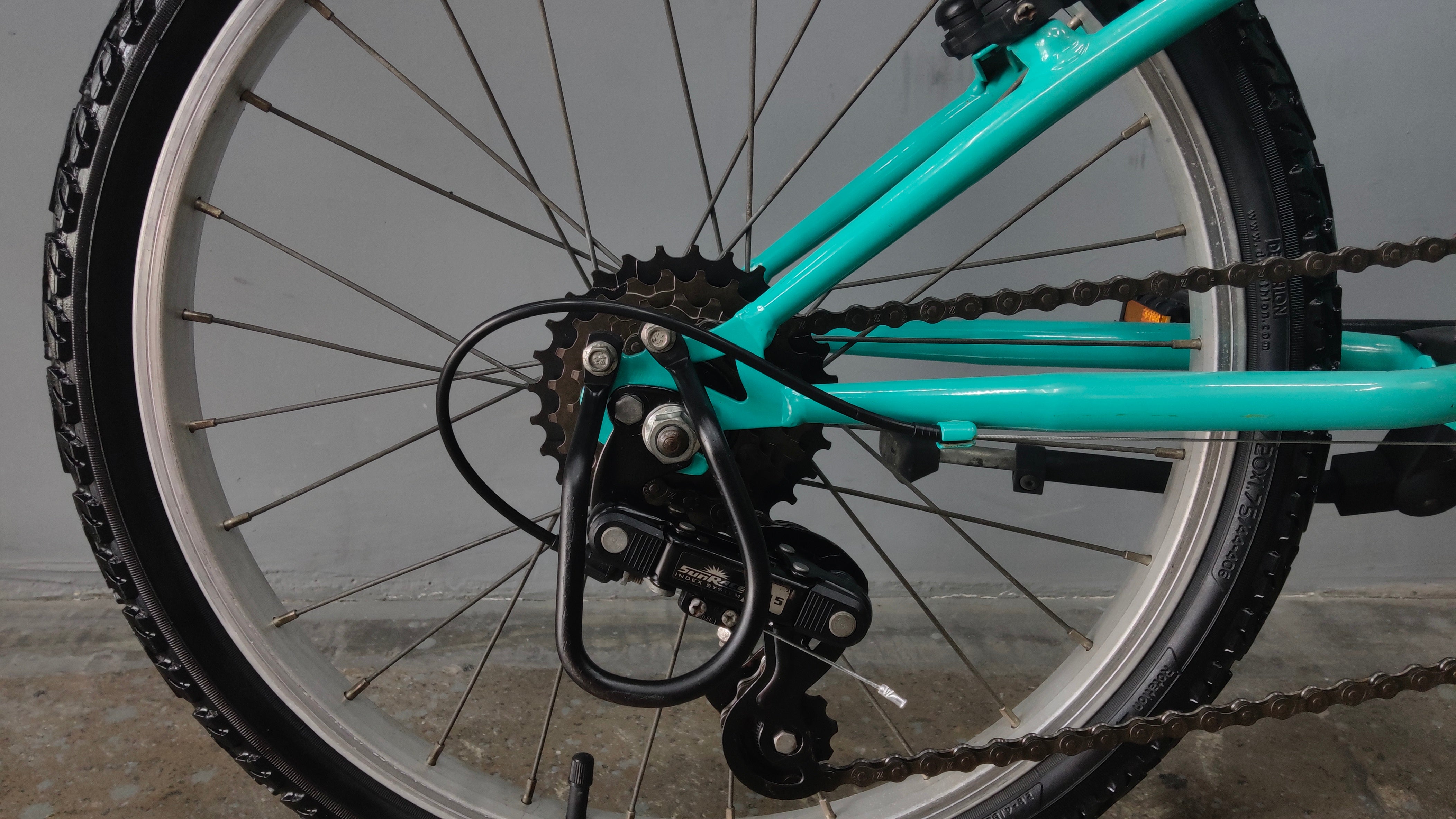 B'twin Mistigirl 320 Kids Bike