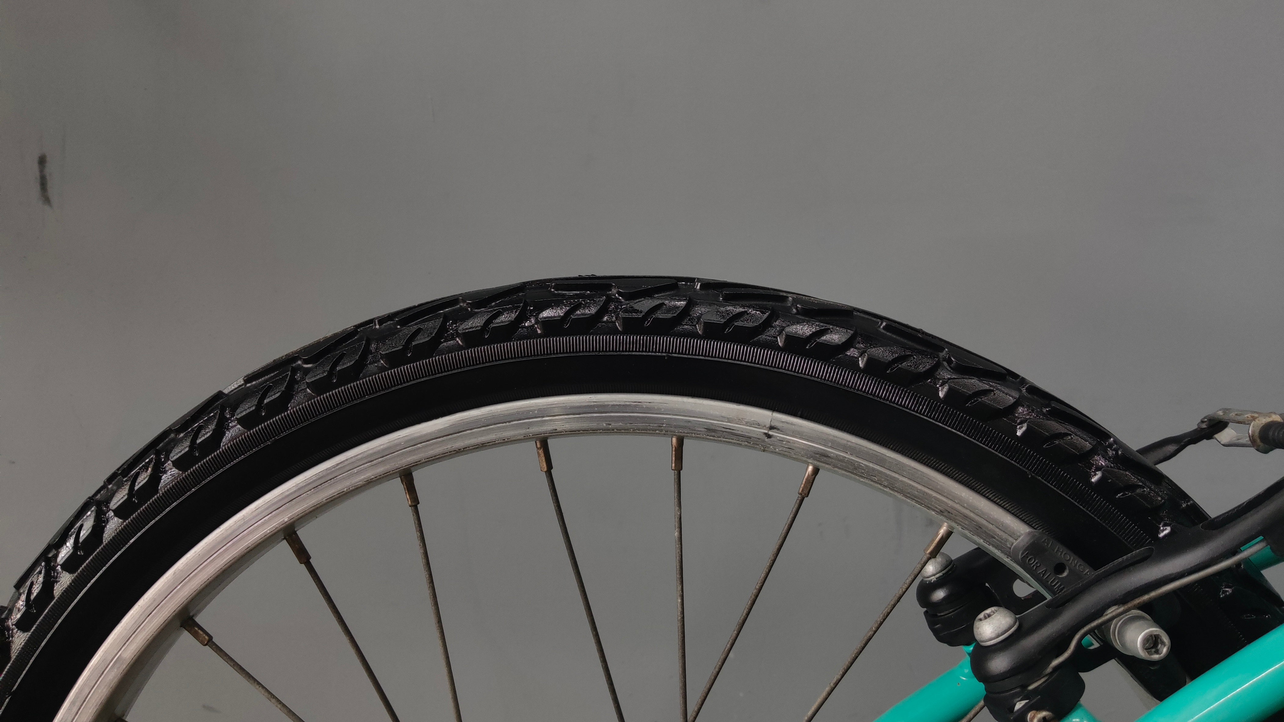 B'twin Mistigirl 320 Kids Bike