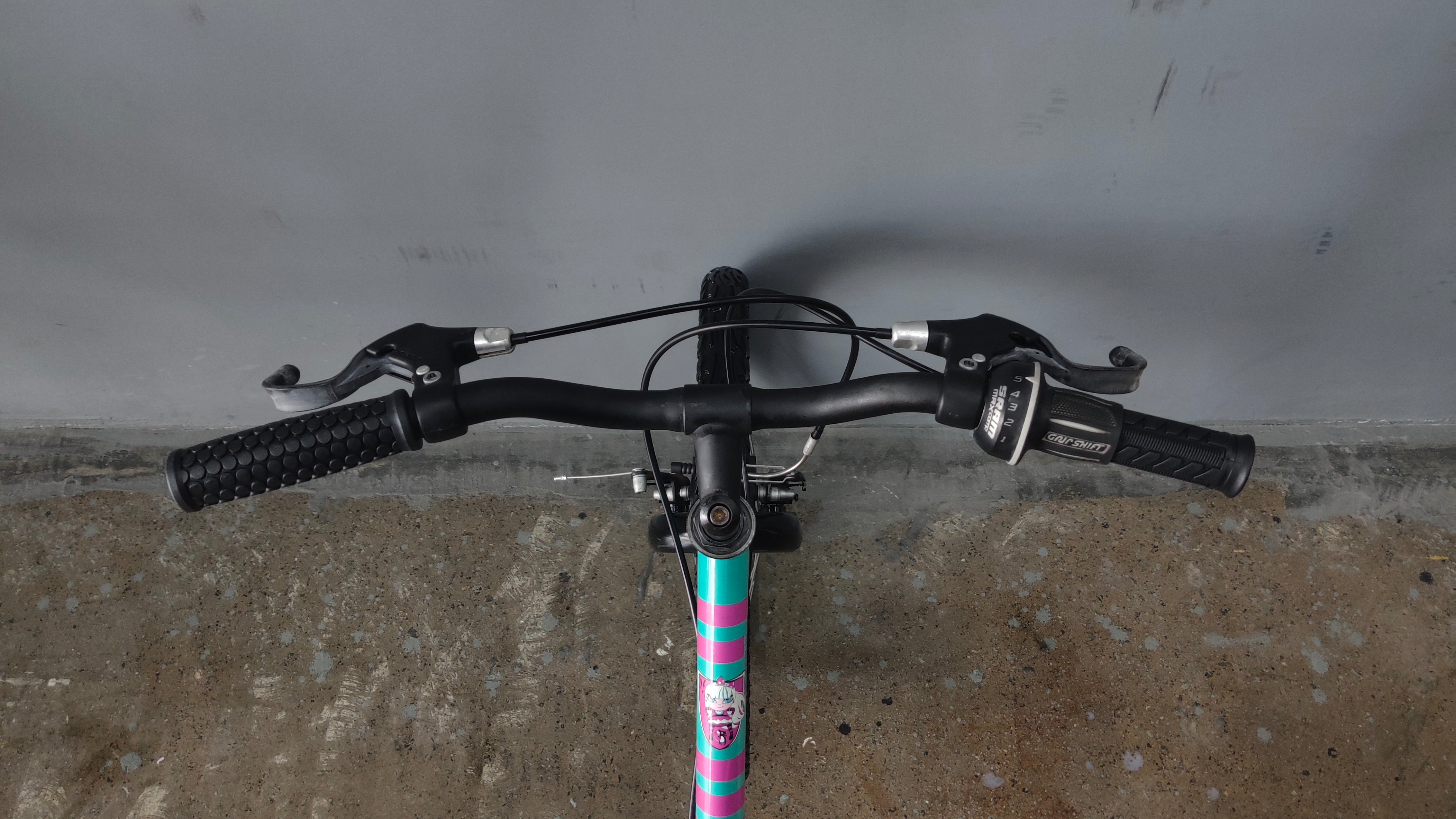 B'twin Mistigirl 320 Kids Bike