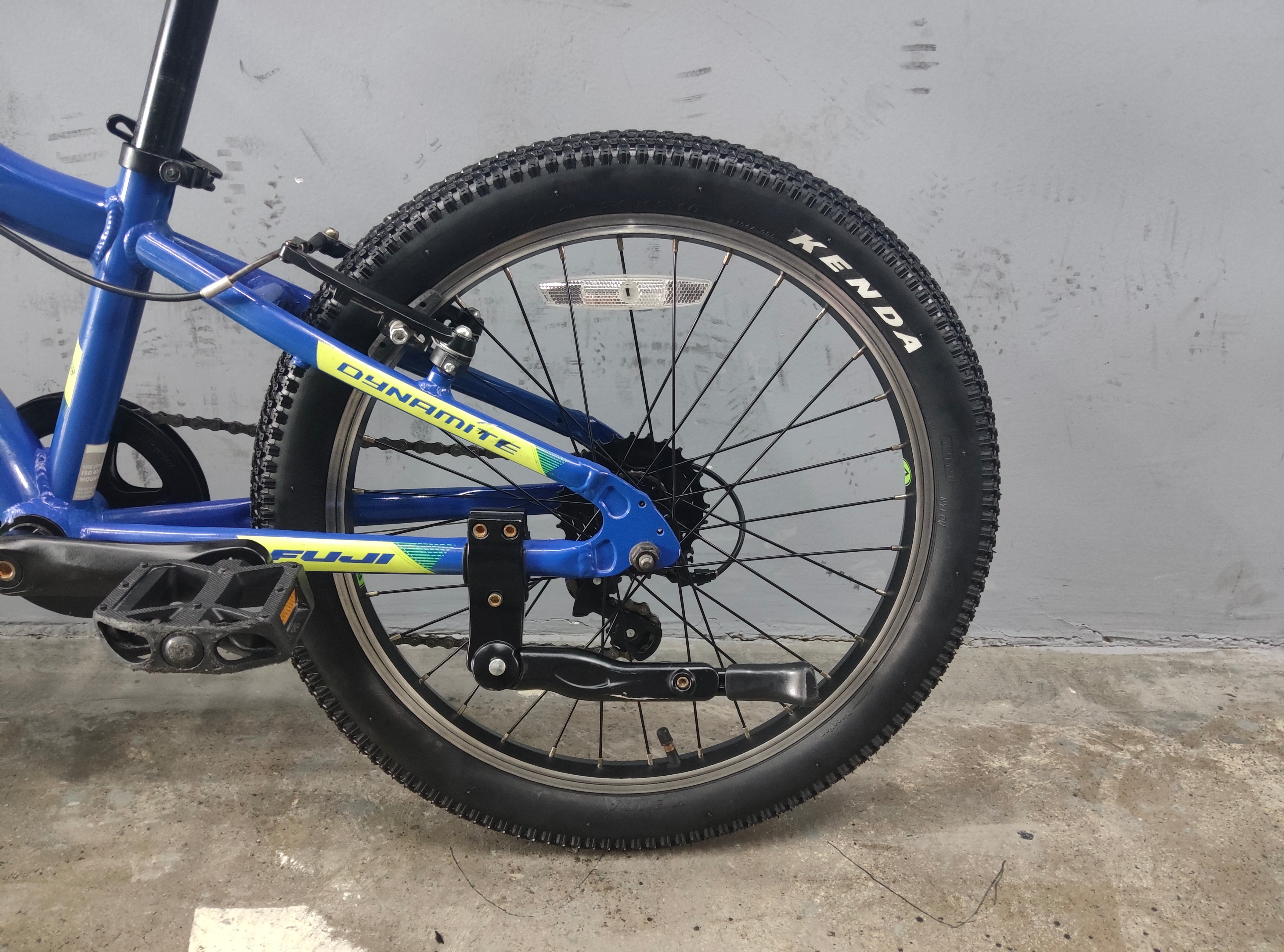 Fuji Dynamite Kids Bike