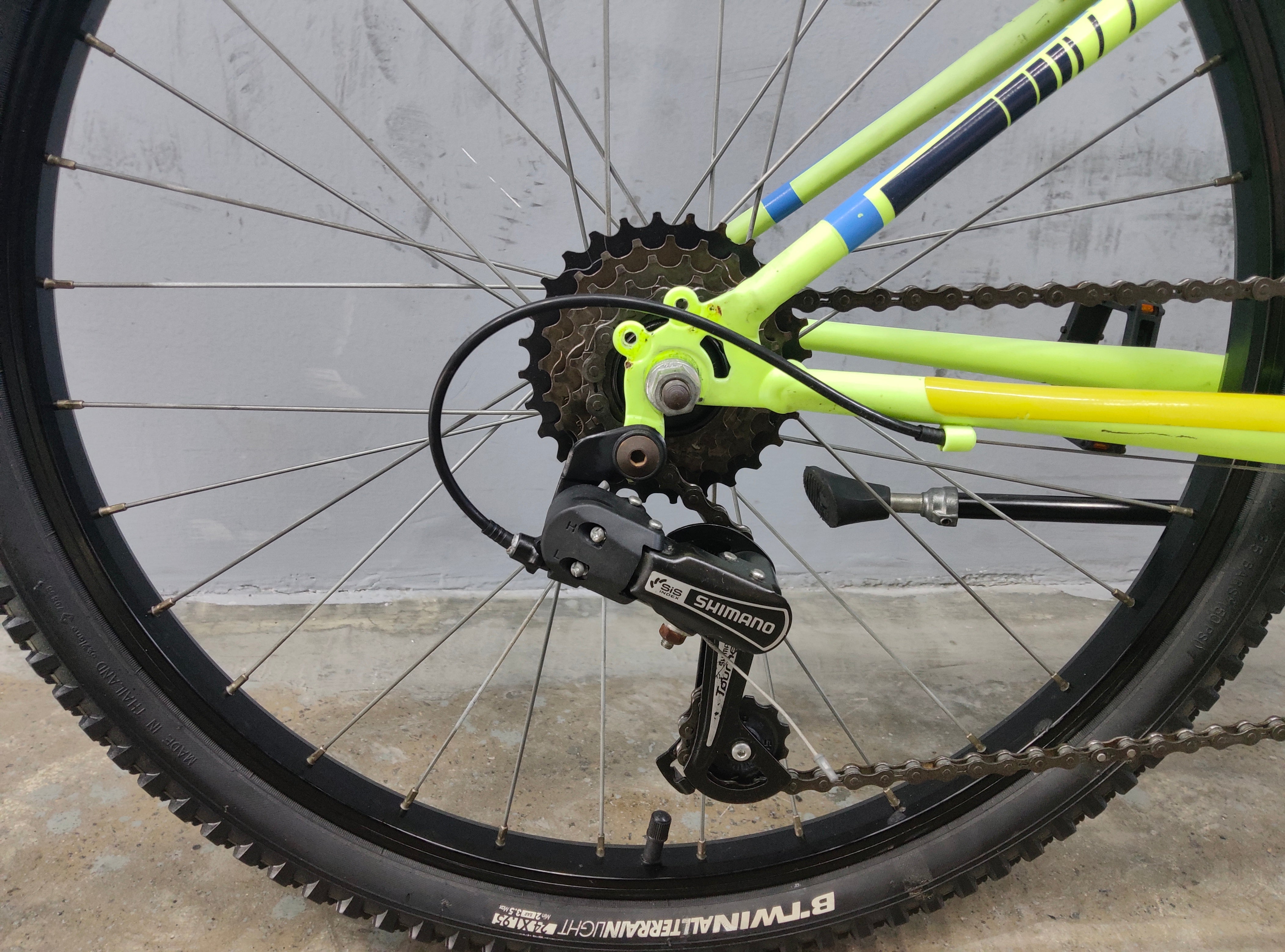 B'twin Rockrider ST500 Kids Bike