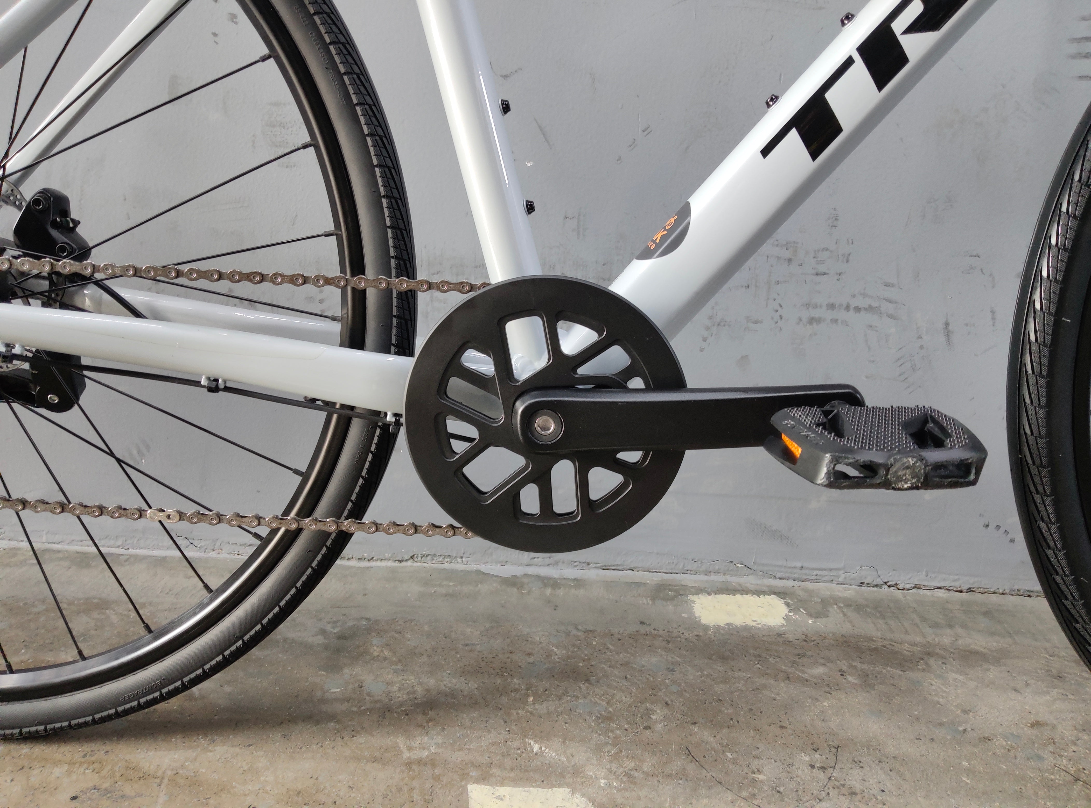 Trek FX 2 Hybrid Bike